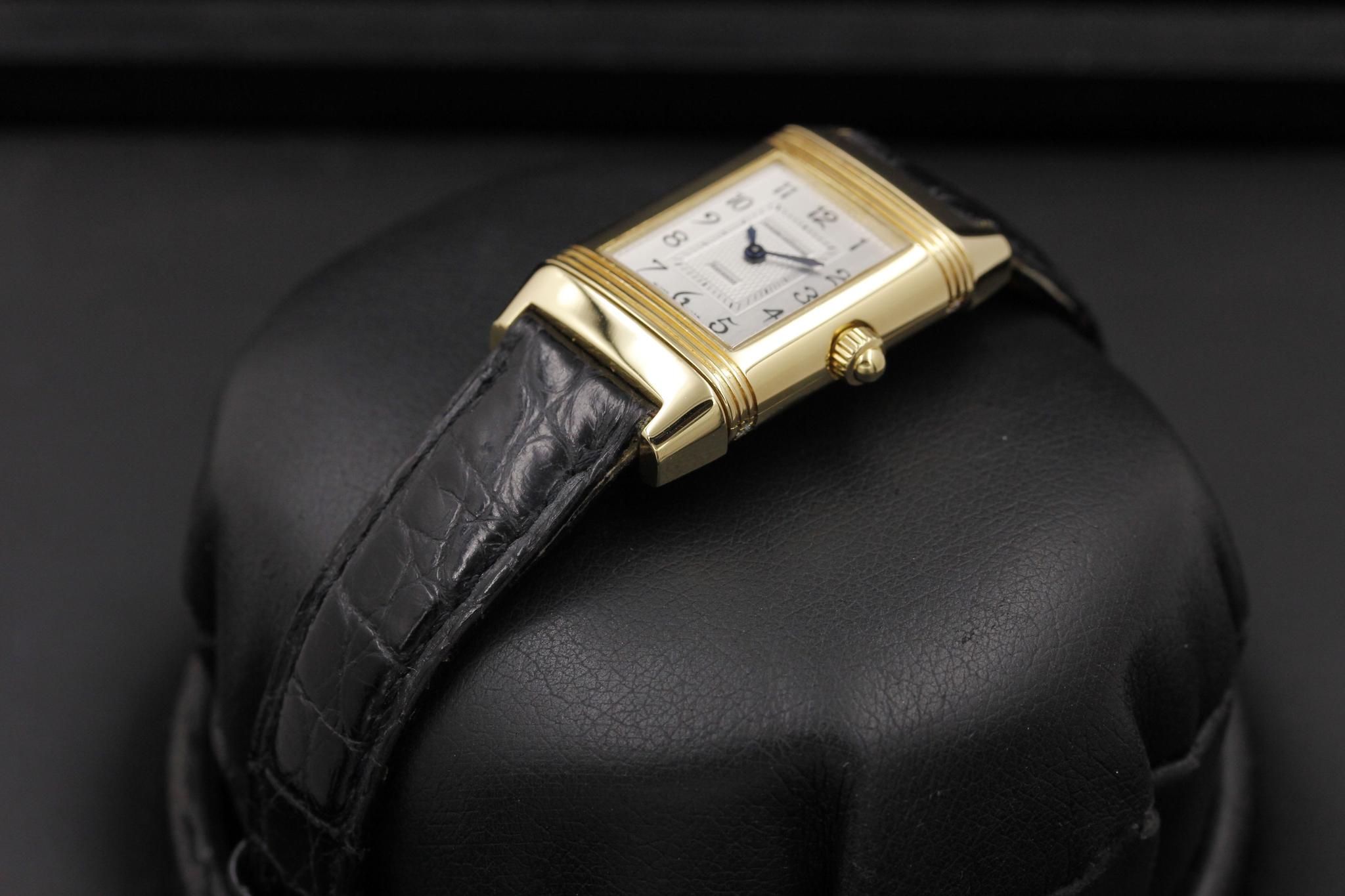Watch Image 3