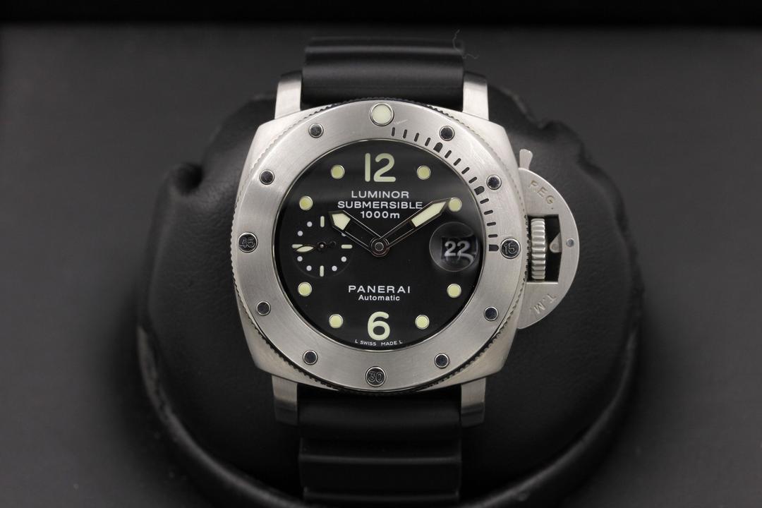 Panerai Submersible 1950 Pam 243