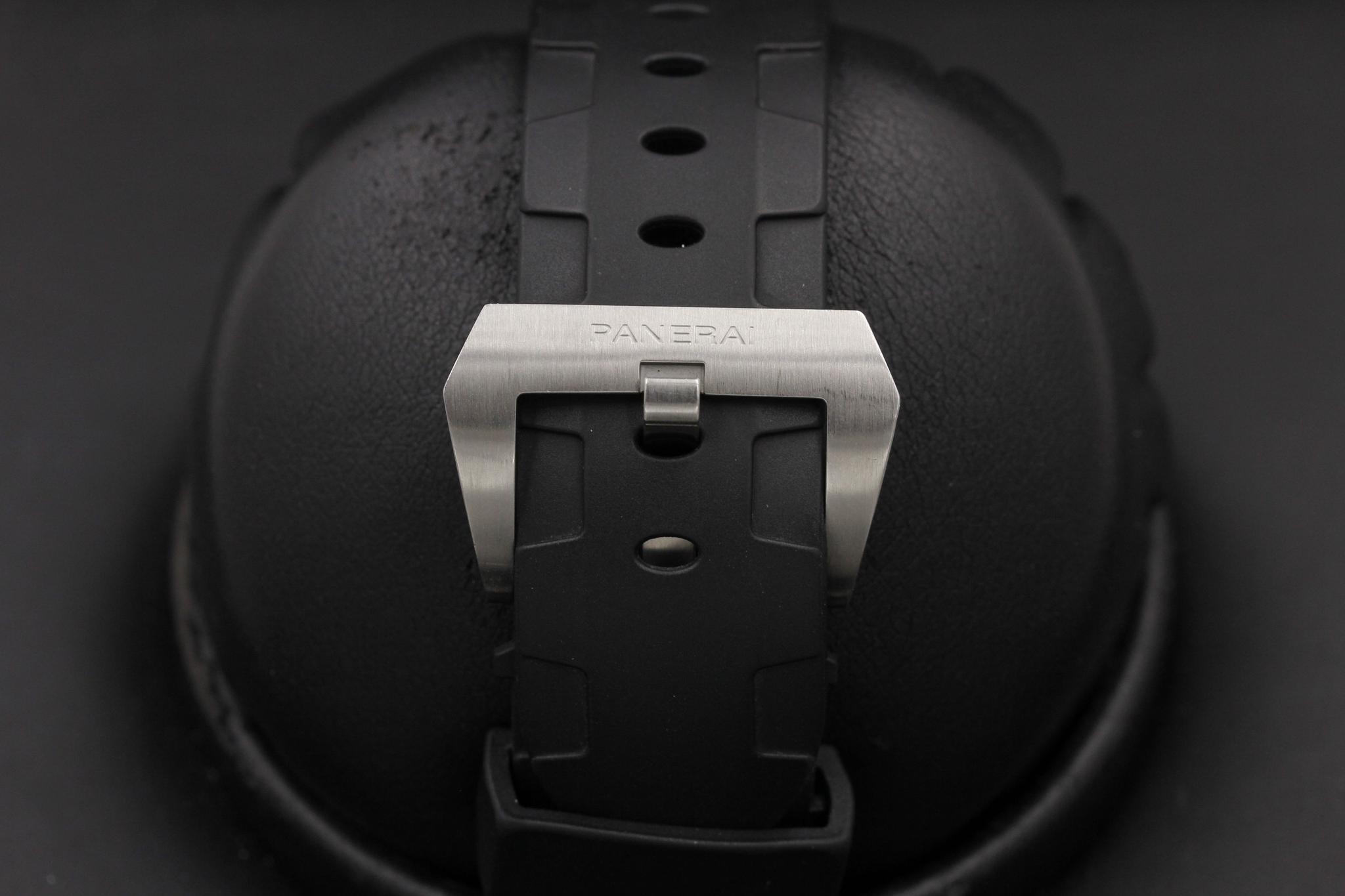 Watch Image 8