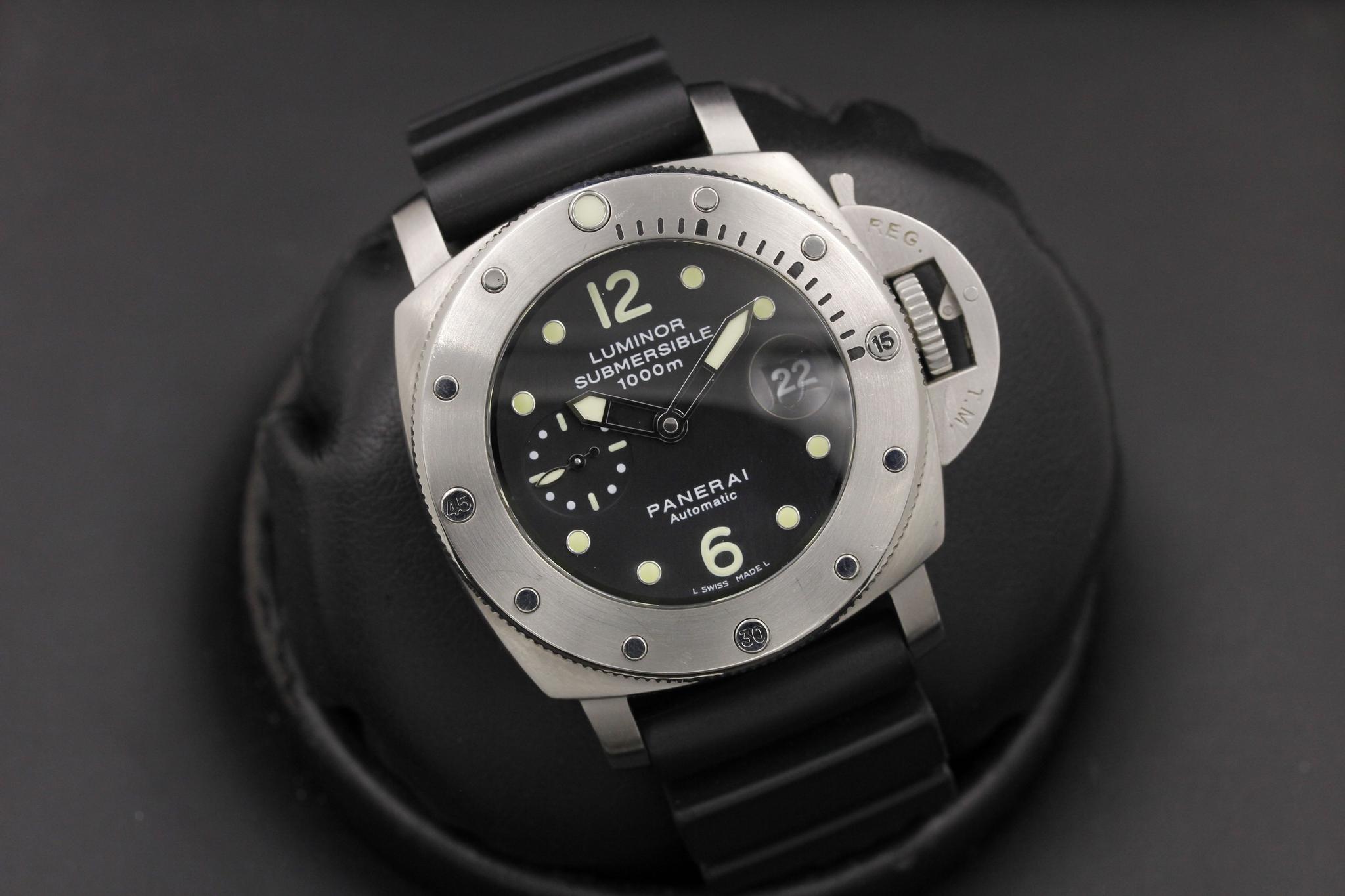 Watch Image 9