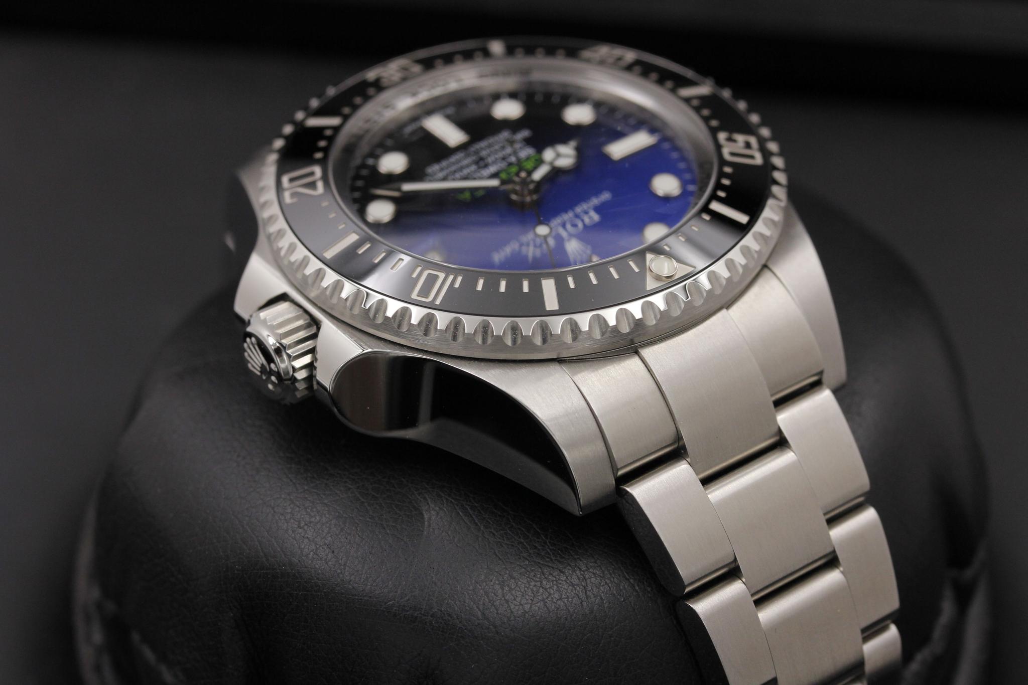 Watch Image 4