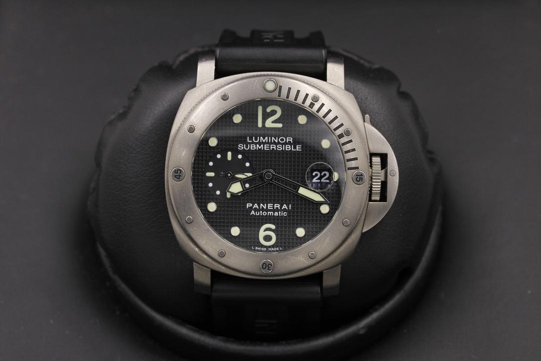 Panerai Submersible Pam 25