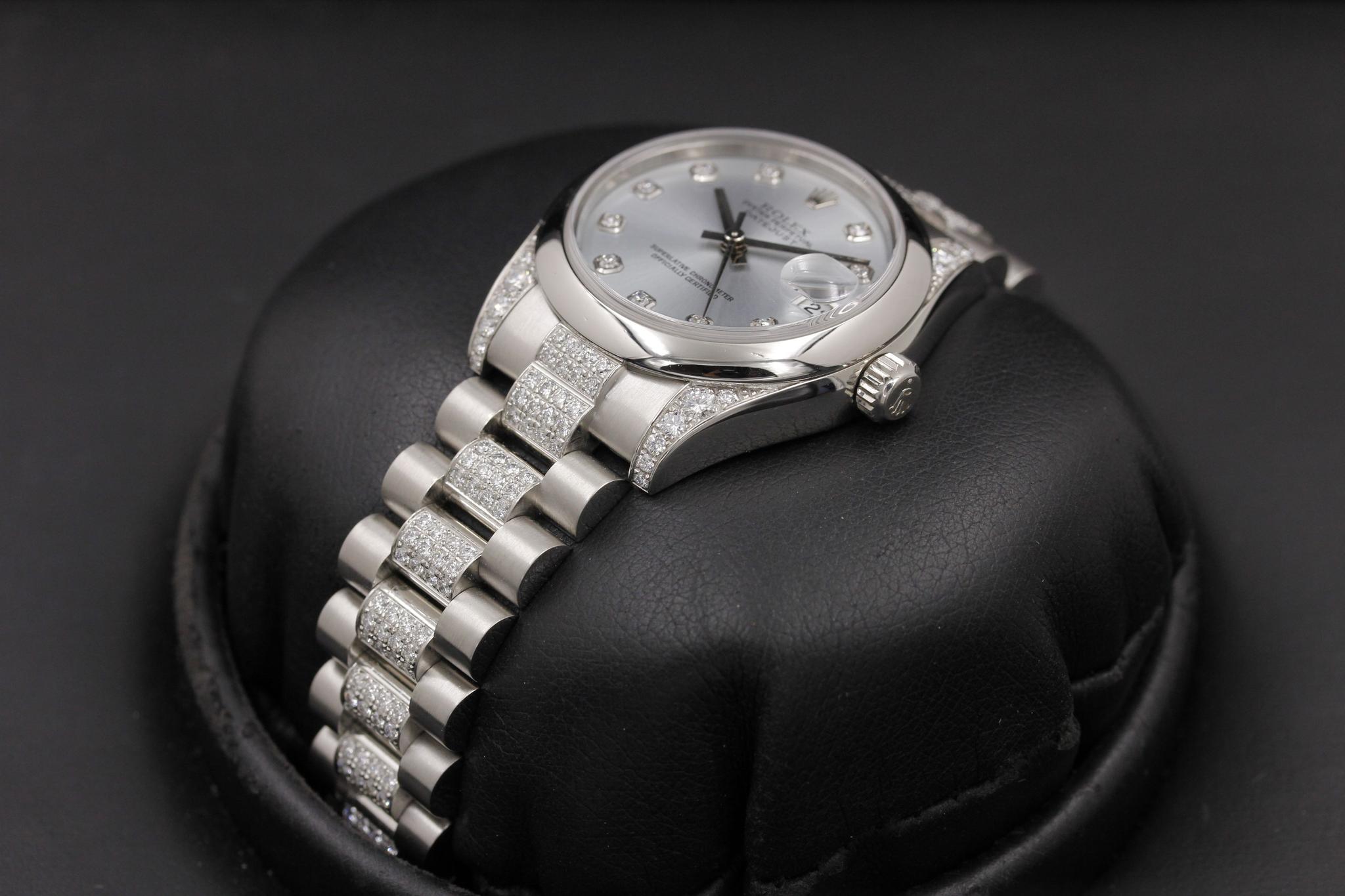 Watch Image 2