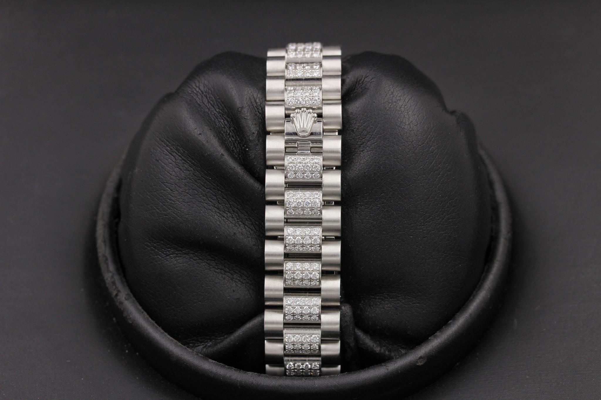 Watch Image 8