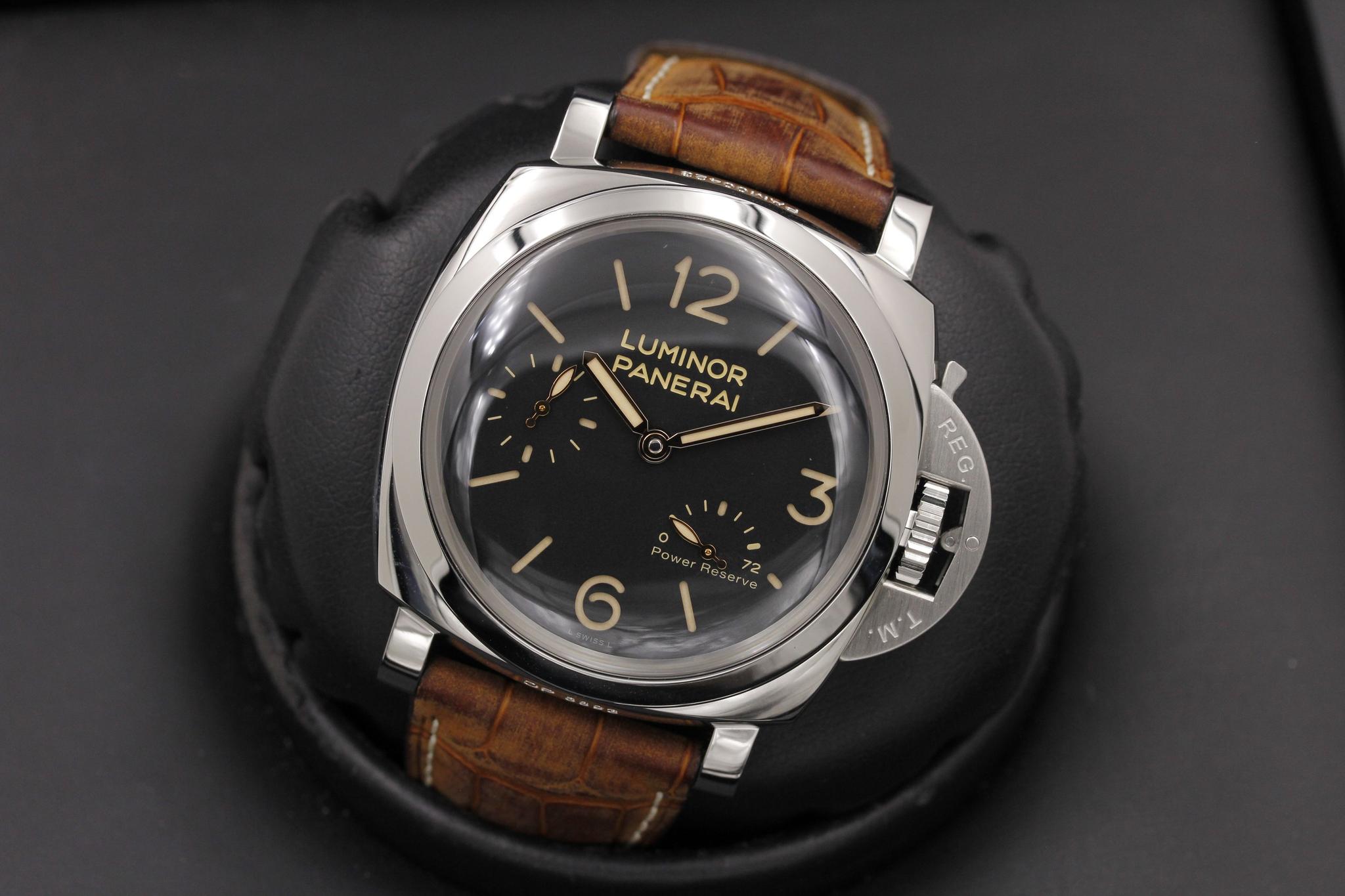 Watch Image 8