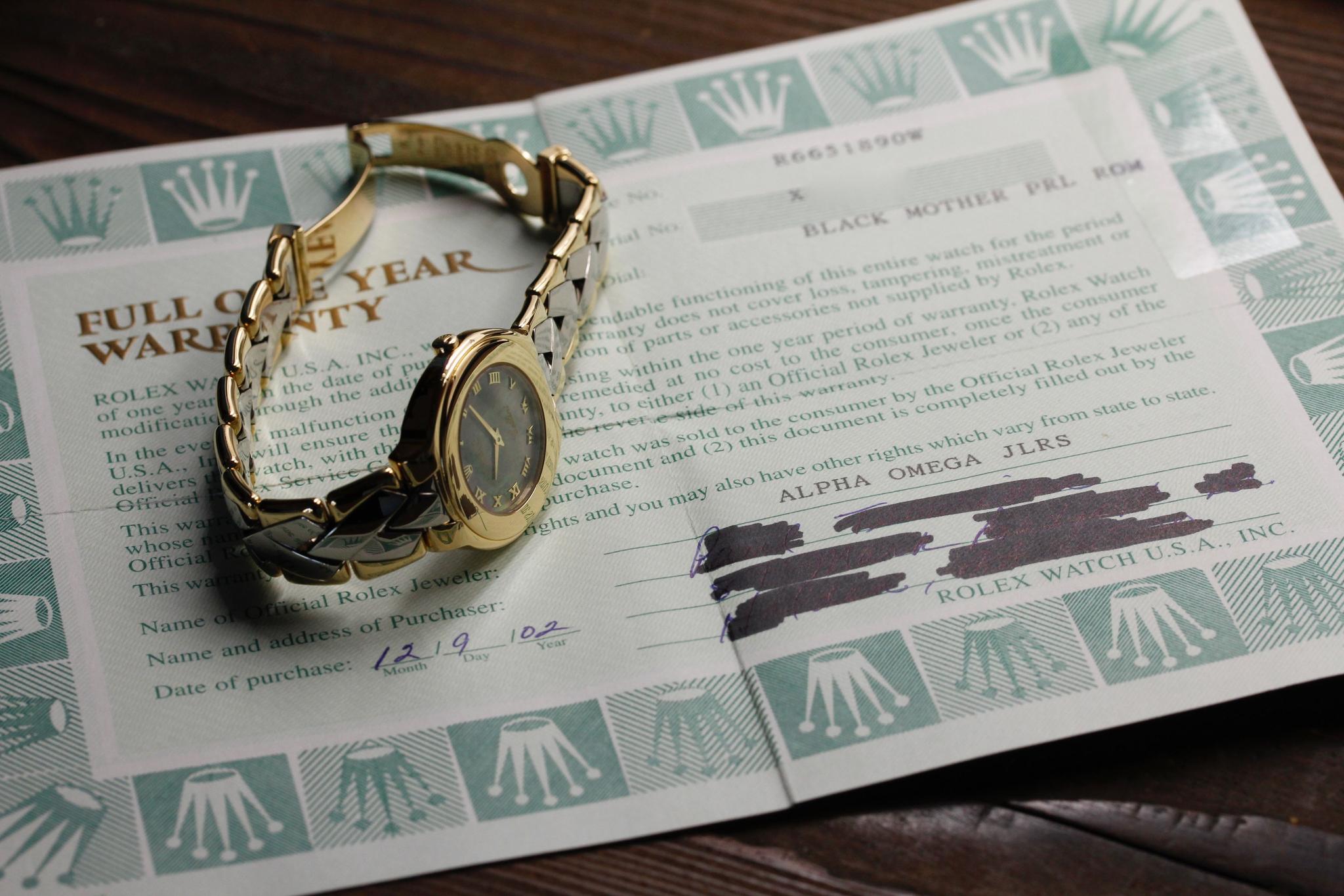 Watch Image 12