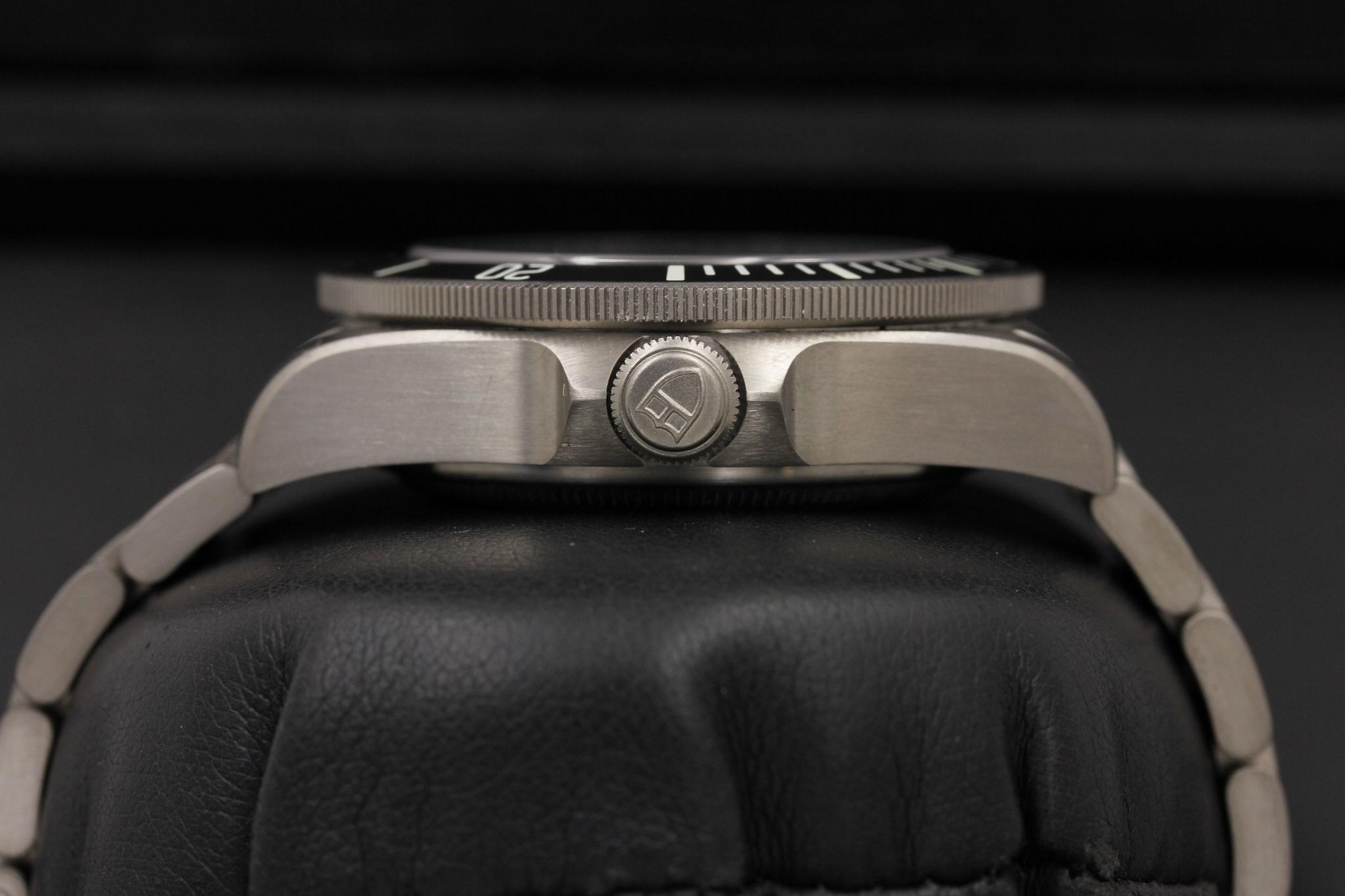 Watch Image 3