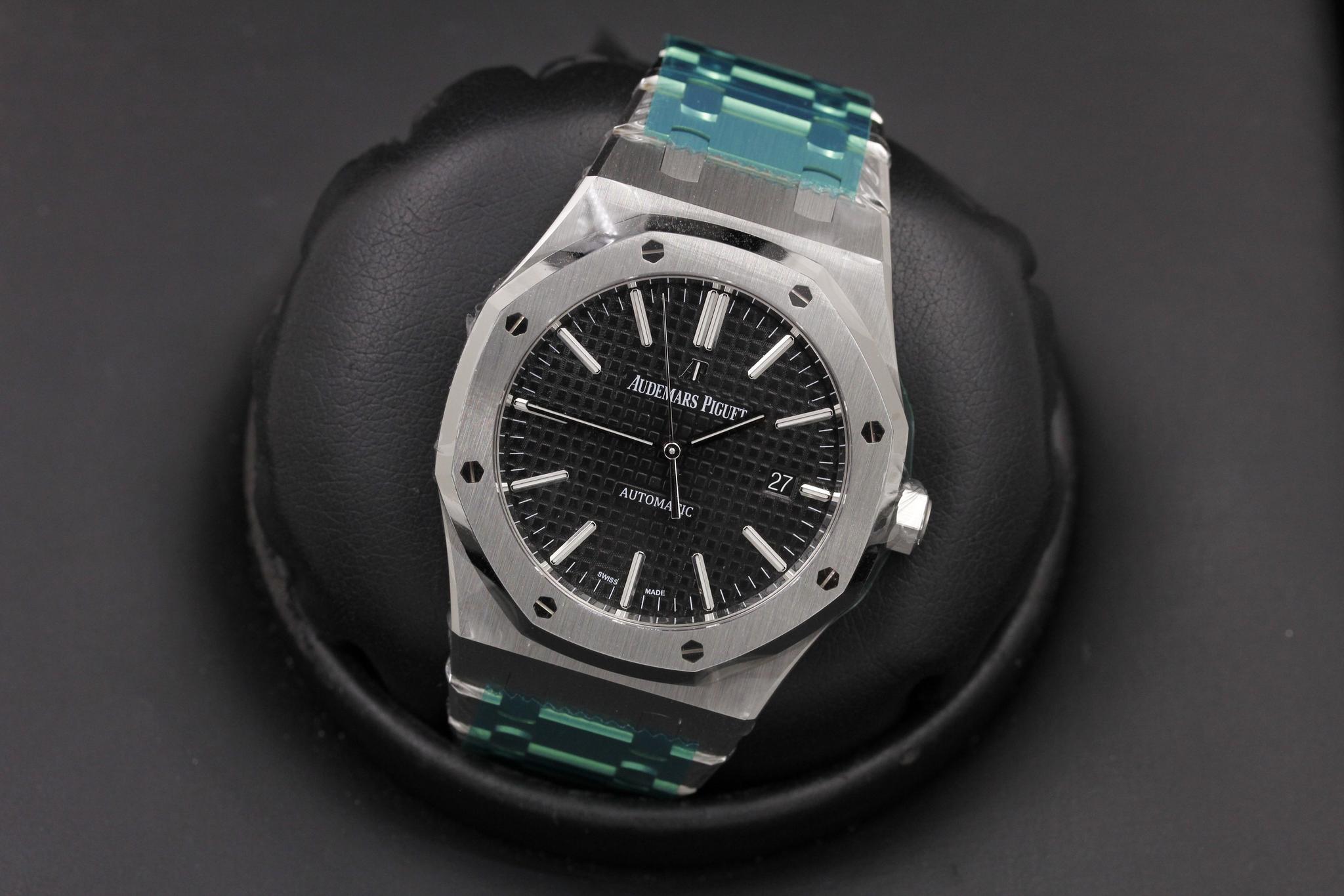 Watch Image 7
