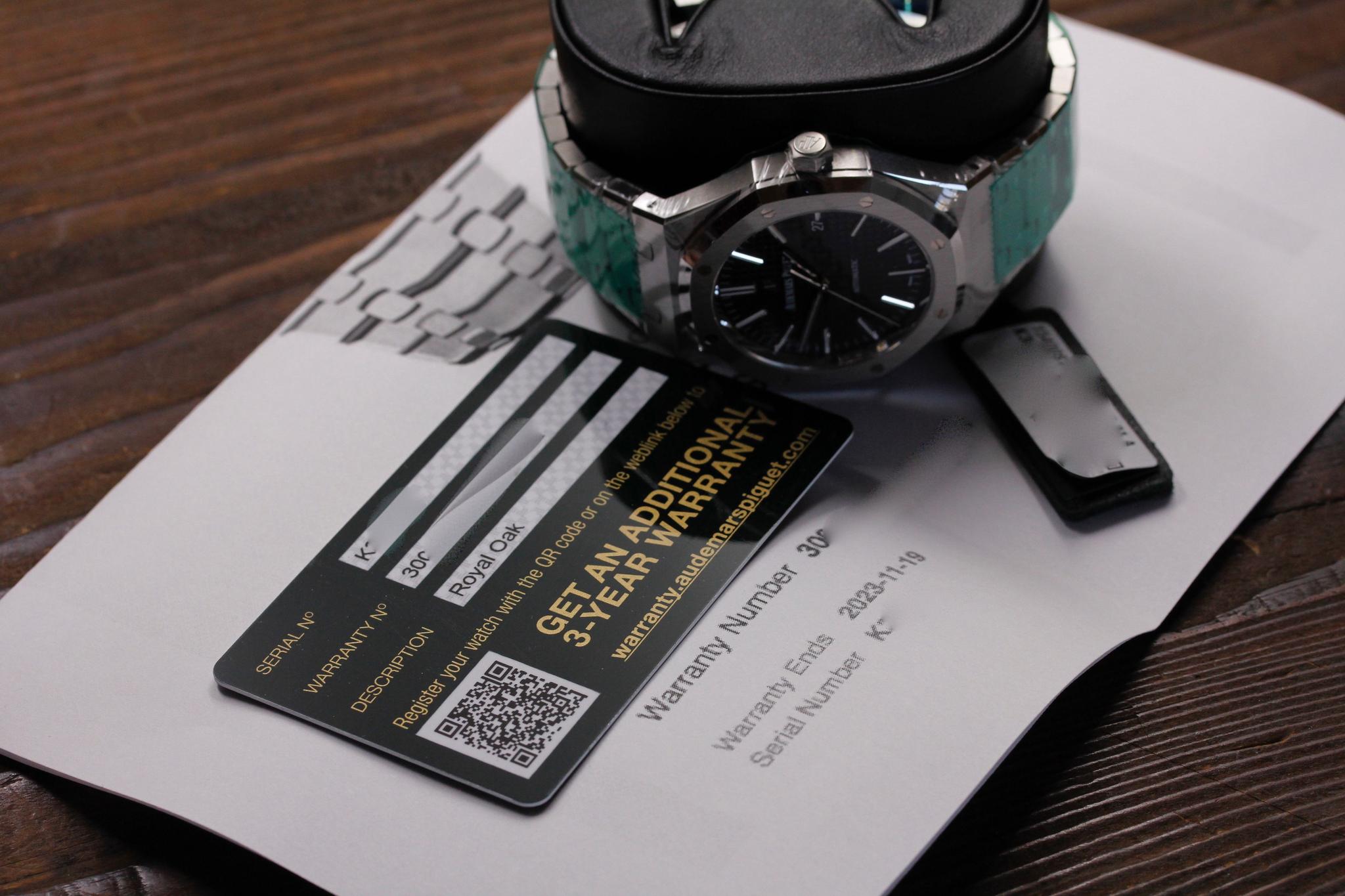Watch Image 11