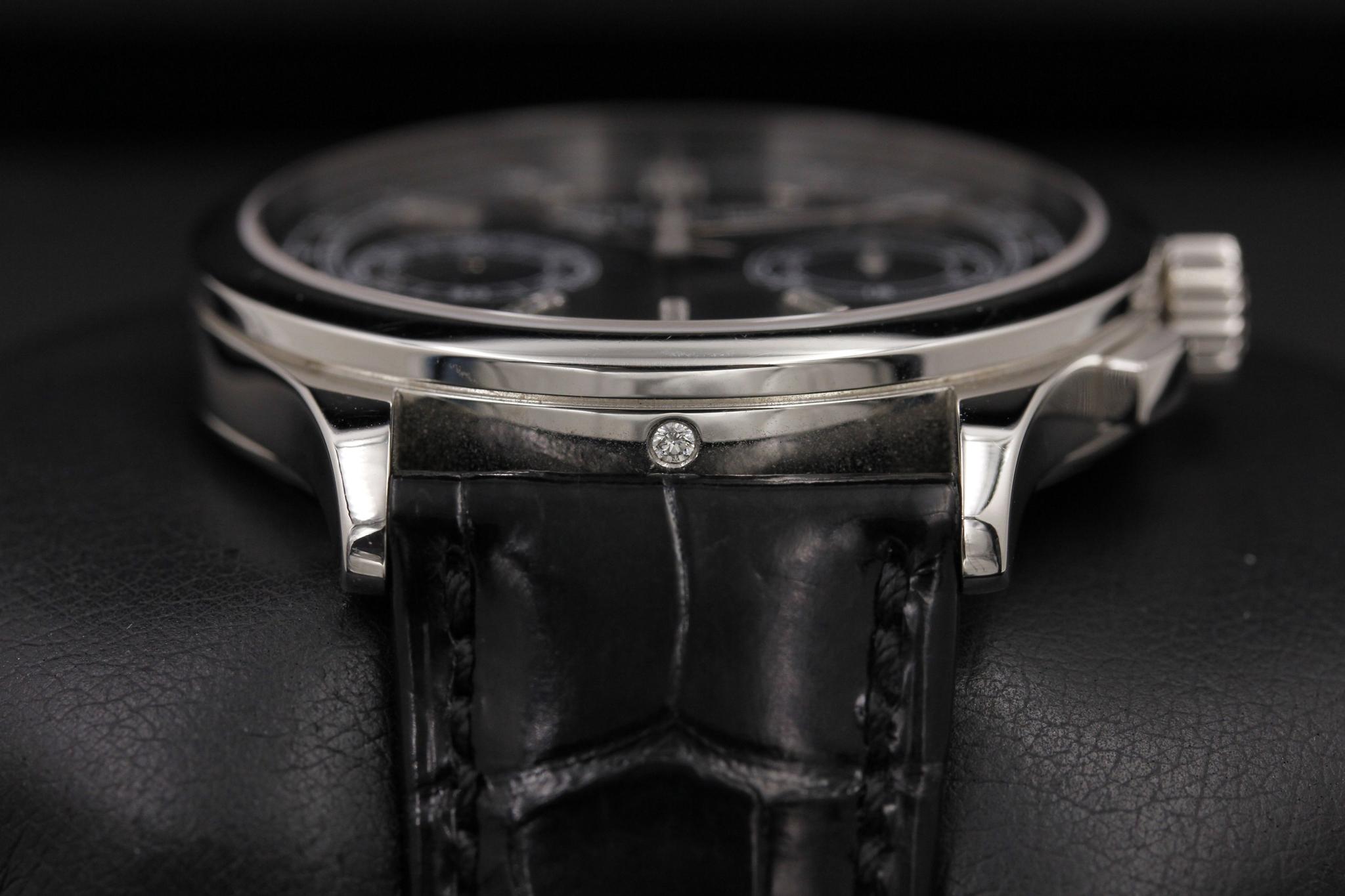 Watch Image 7