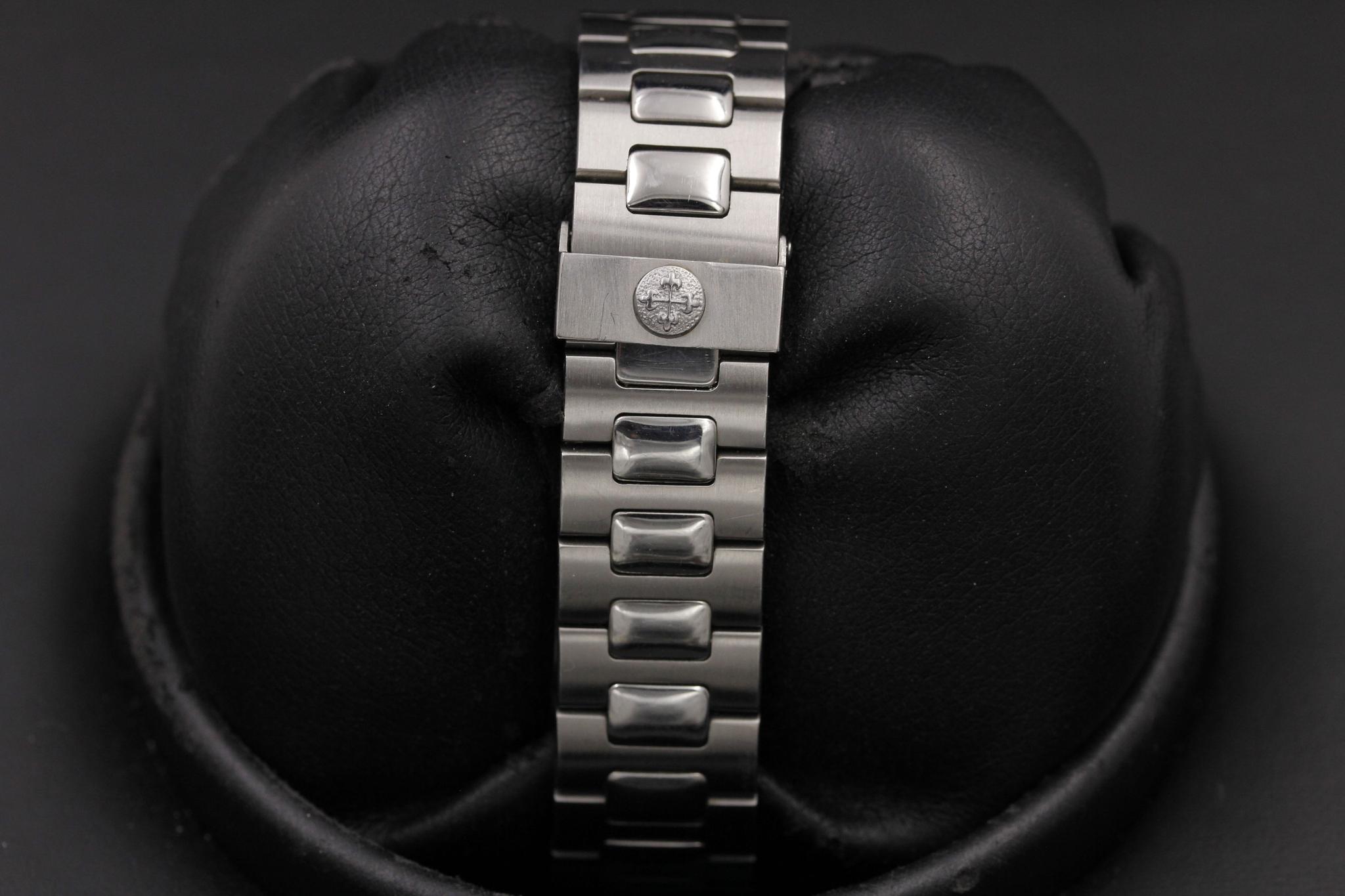 Watch Image 8