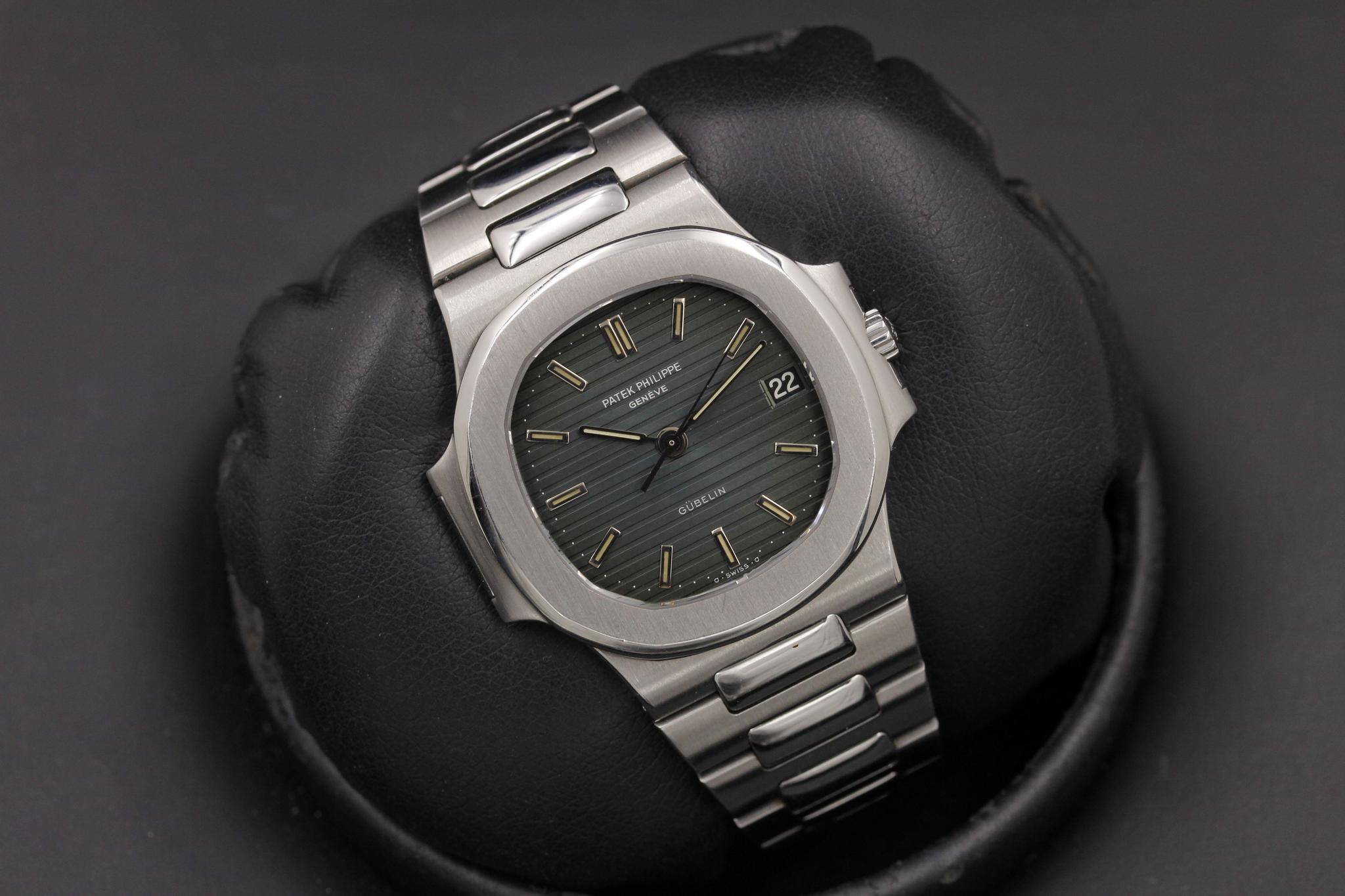 Watch Image 11