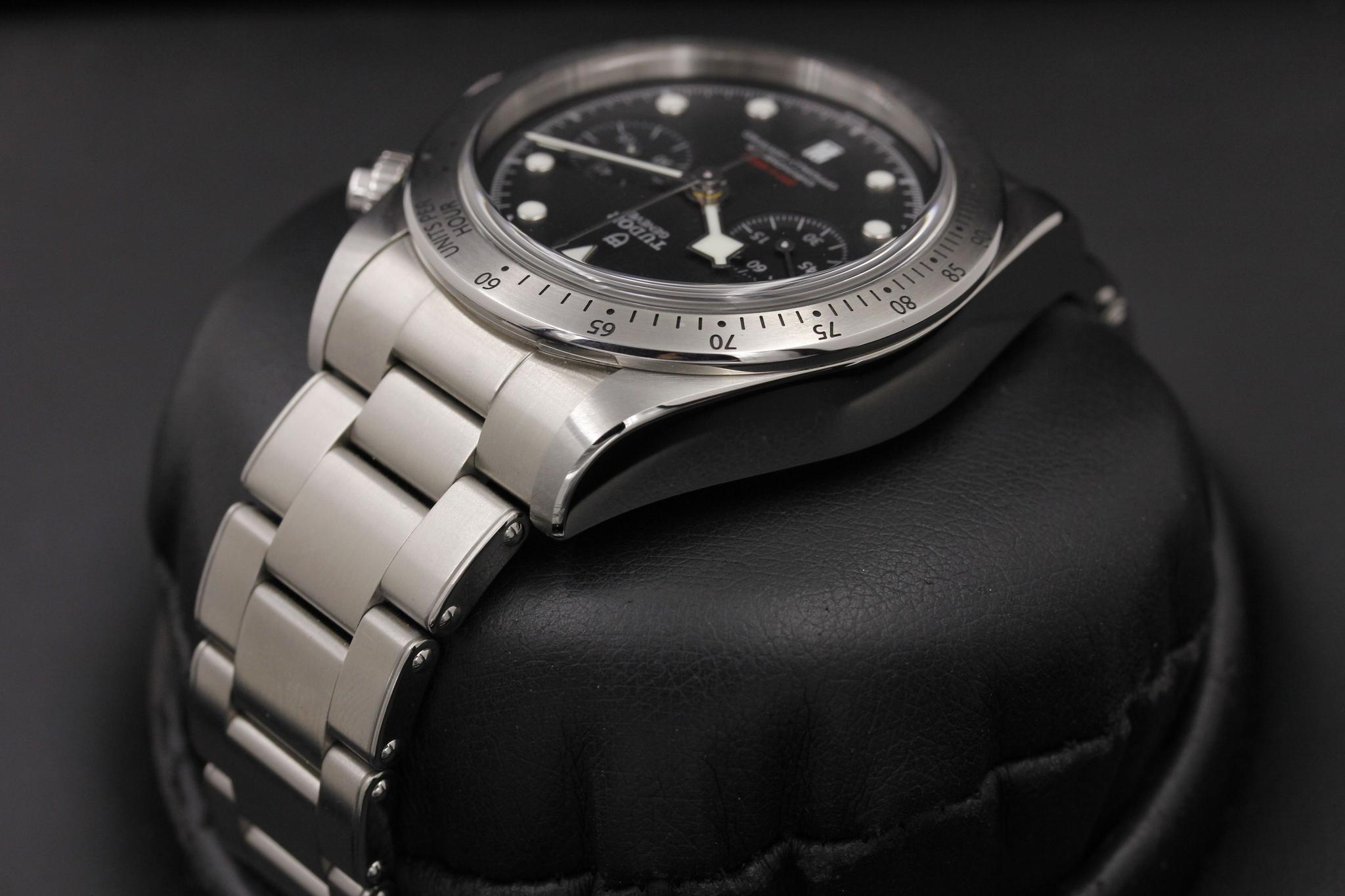 Watch Image 5