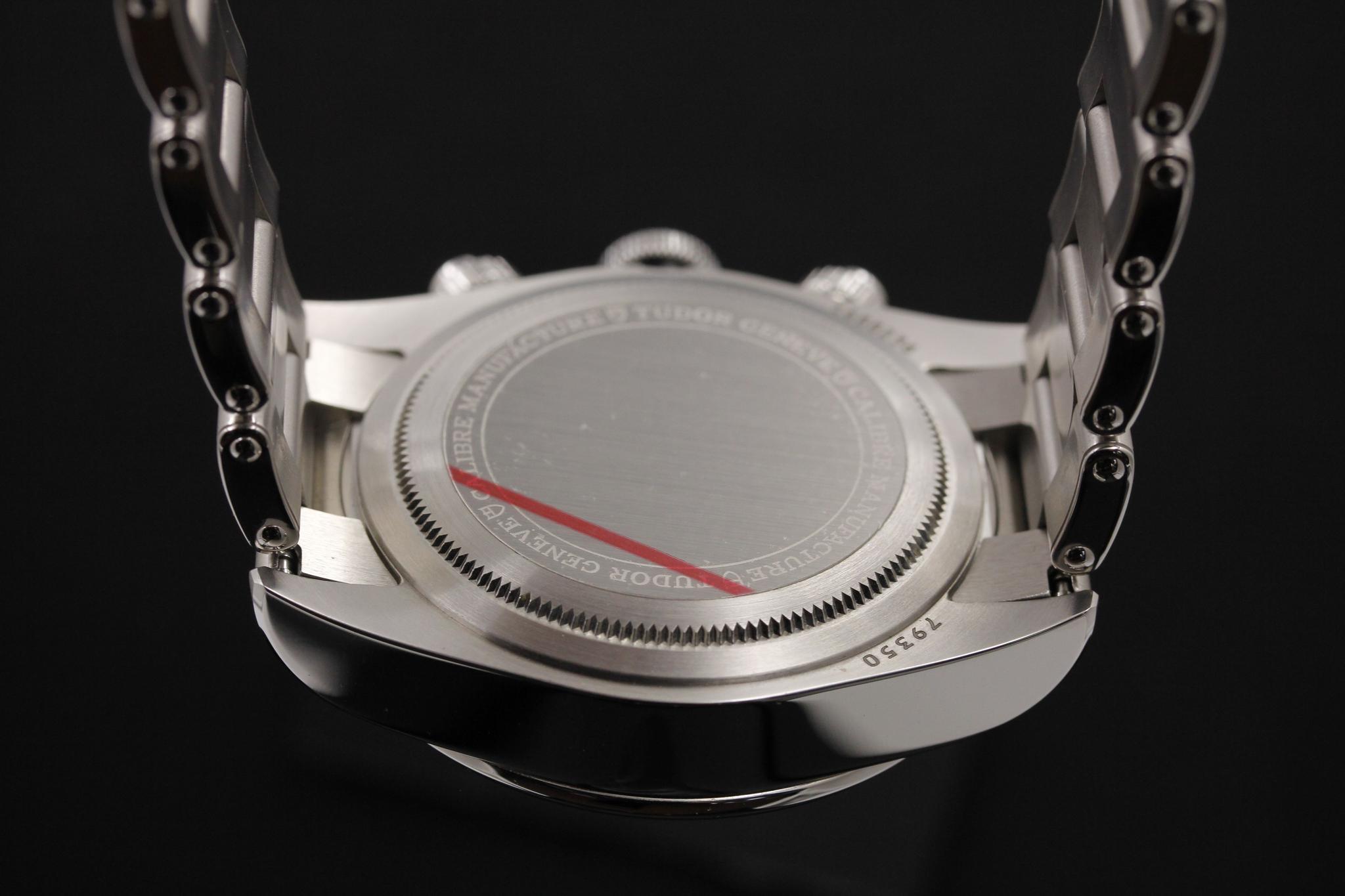Watch Image 7