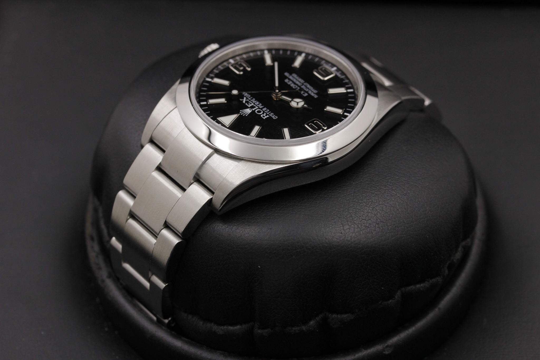 Watch Image 5