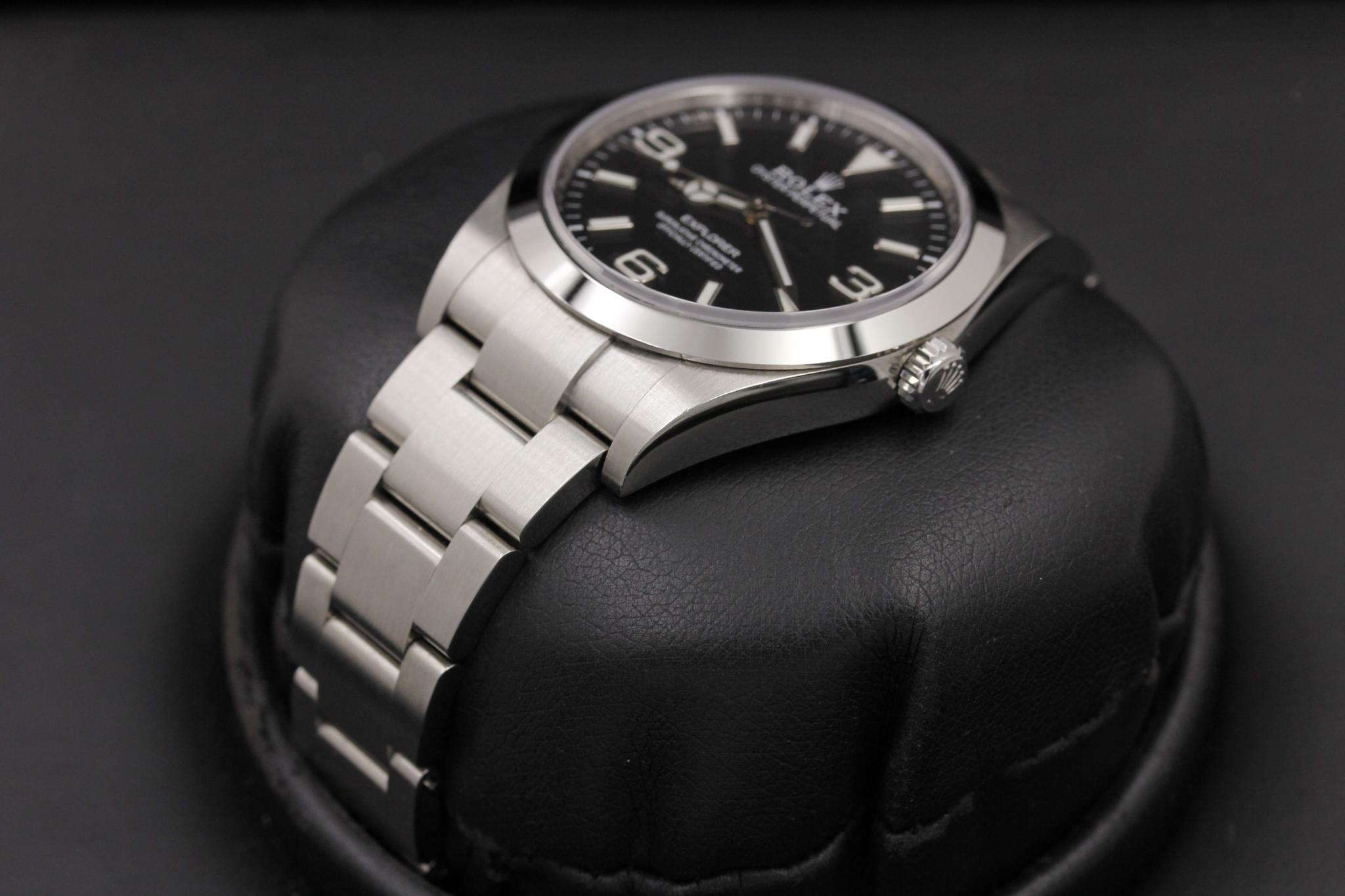 Watch Image 2