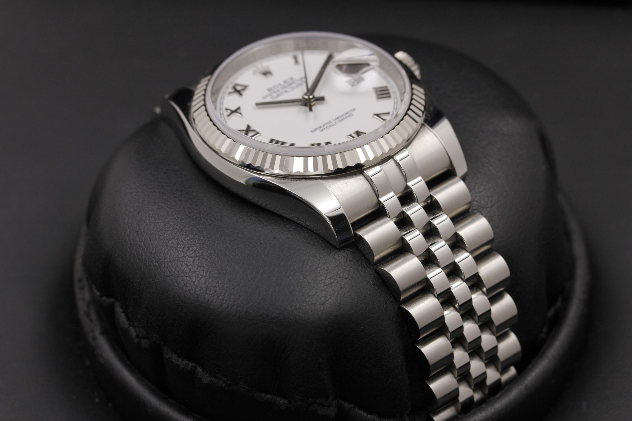 Watch Image 6