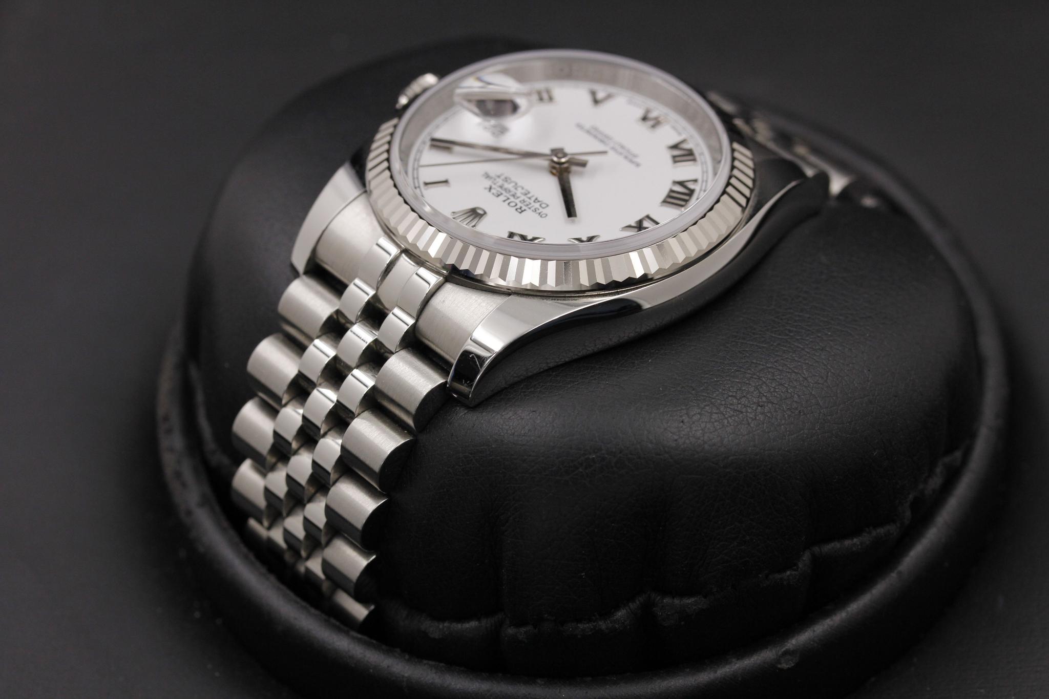 Watch Image 5