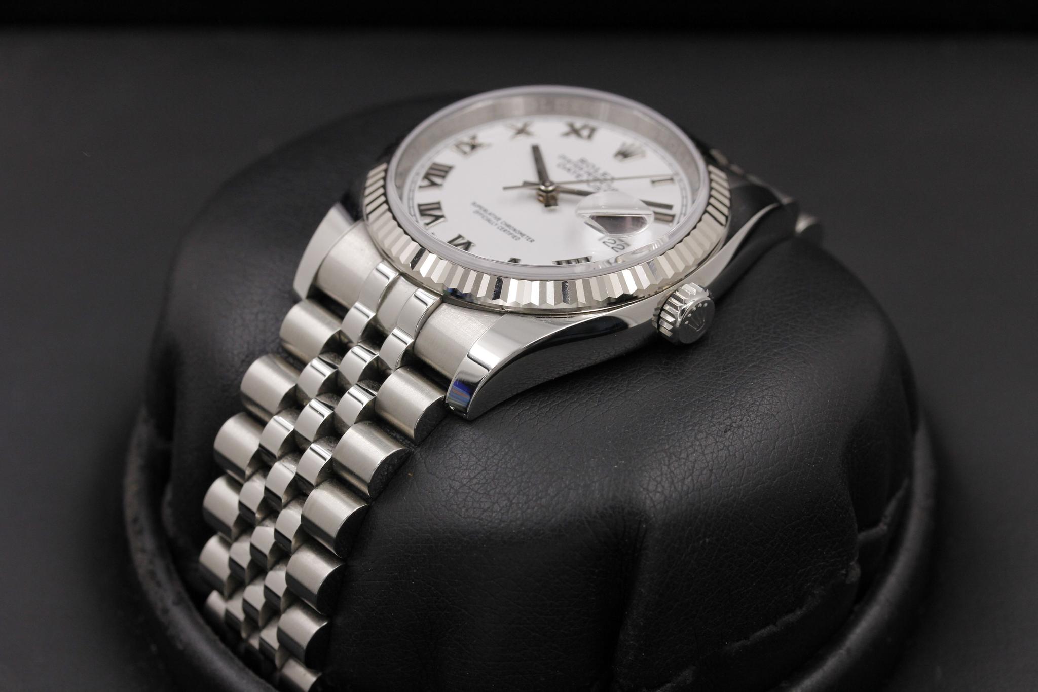 Watch Image 2