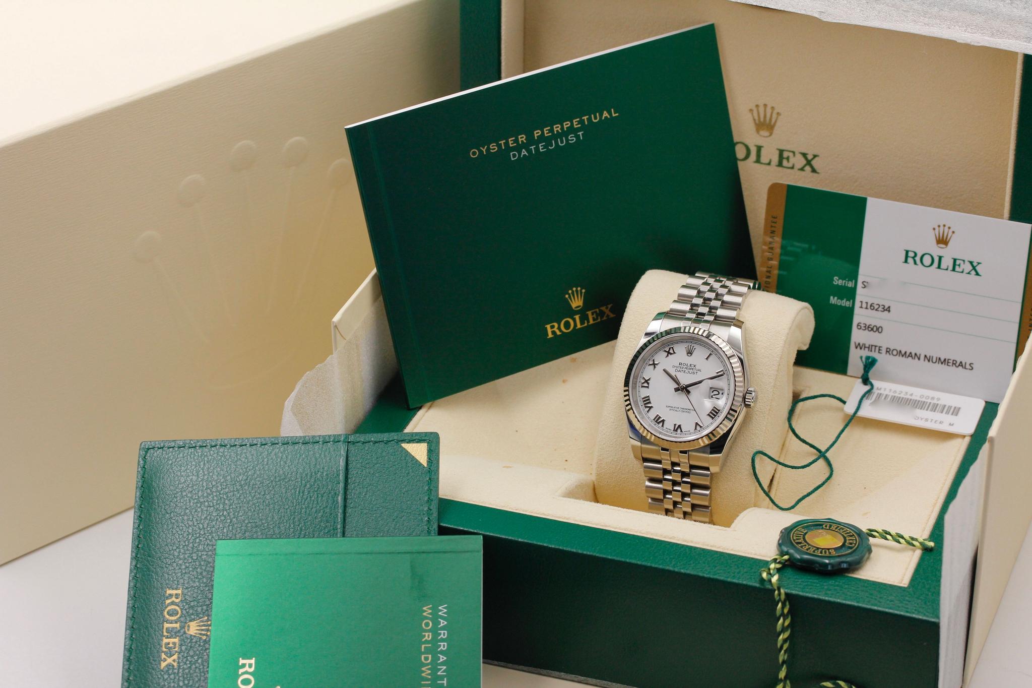 Watch Image 11