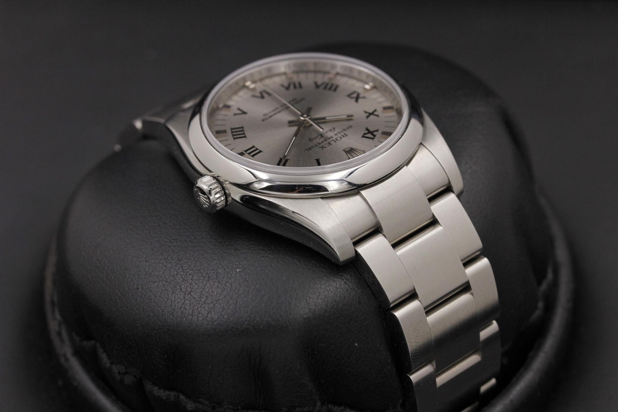 Watch Image 4