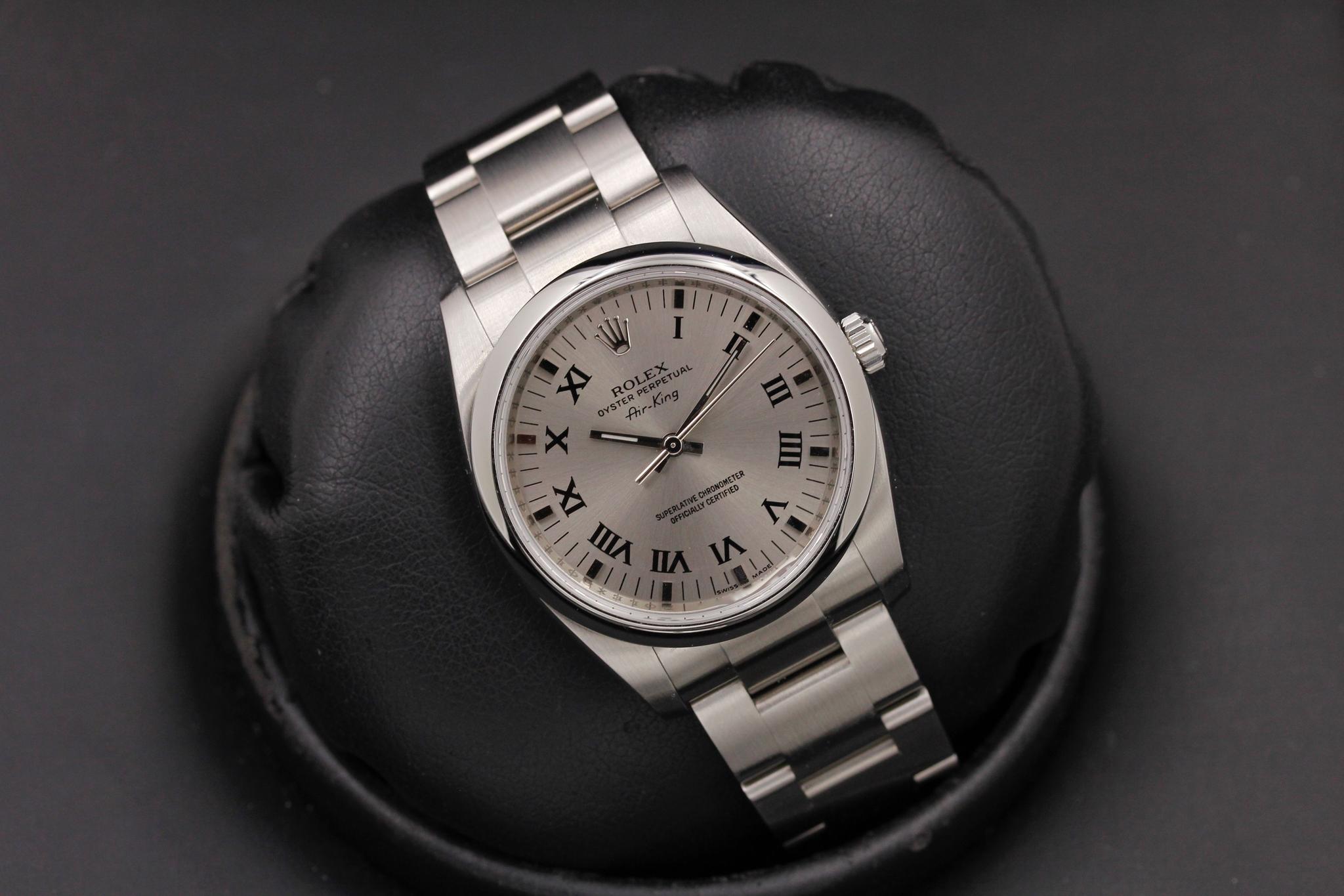 Watch Image 9