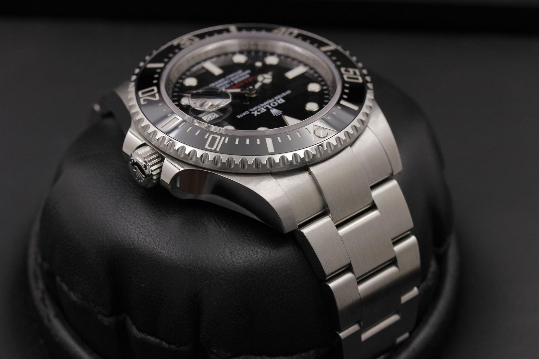 Watch Image 4