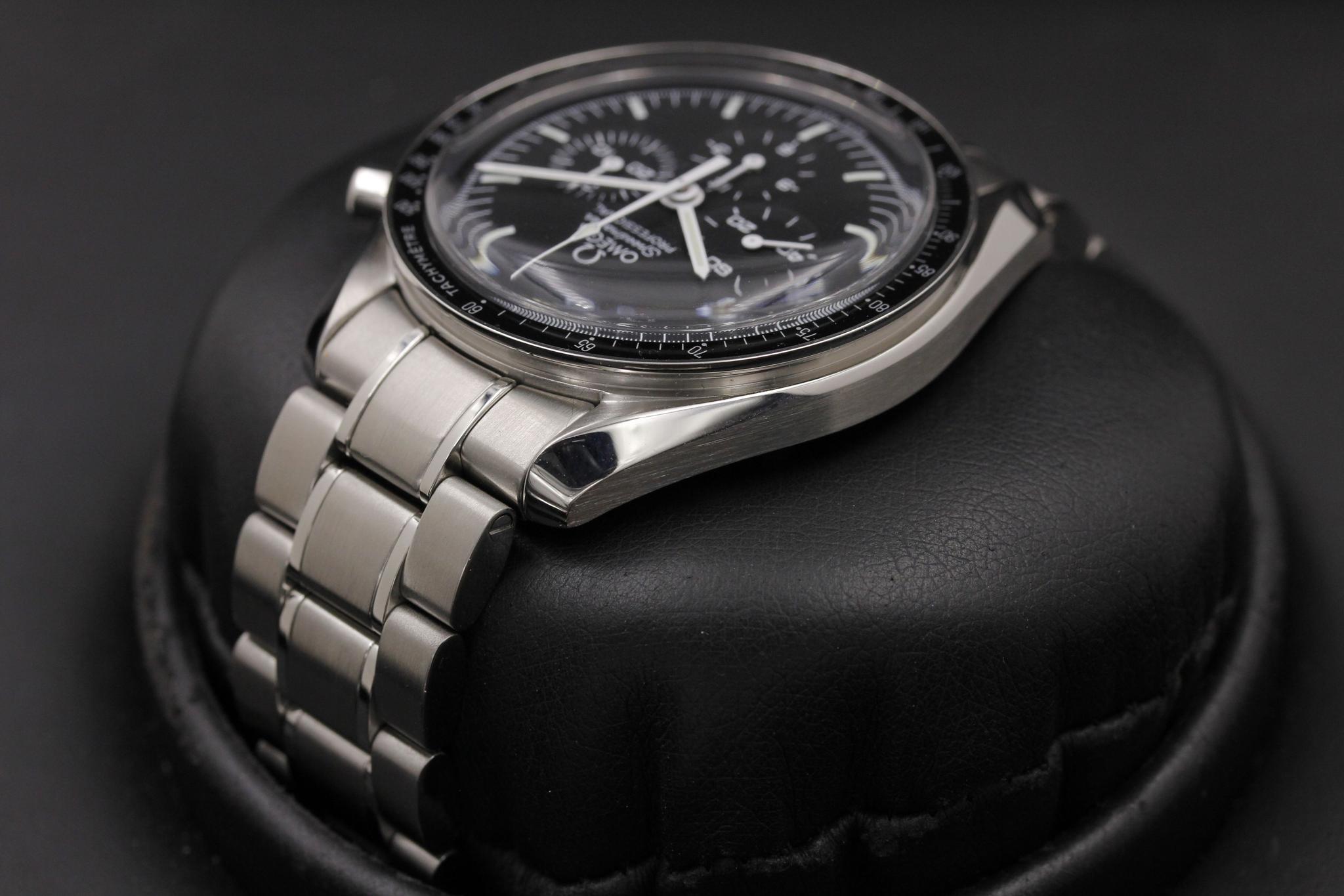 Watch Image 5