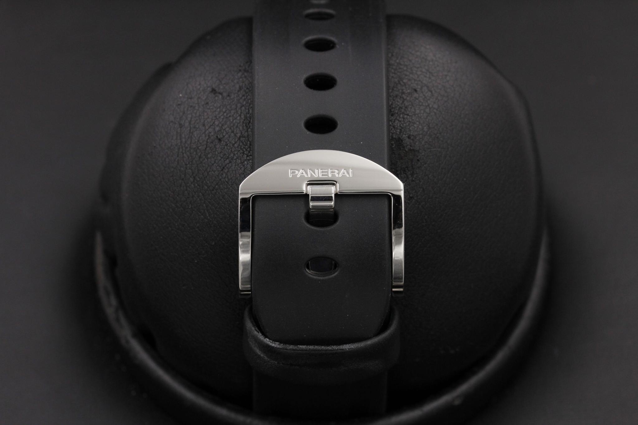 Watch Image 7