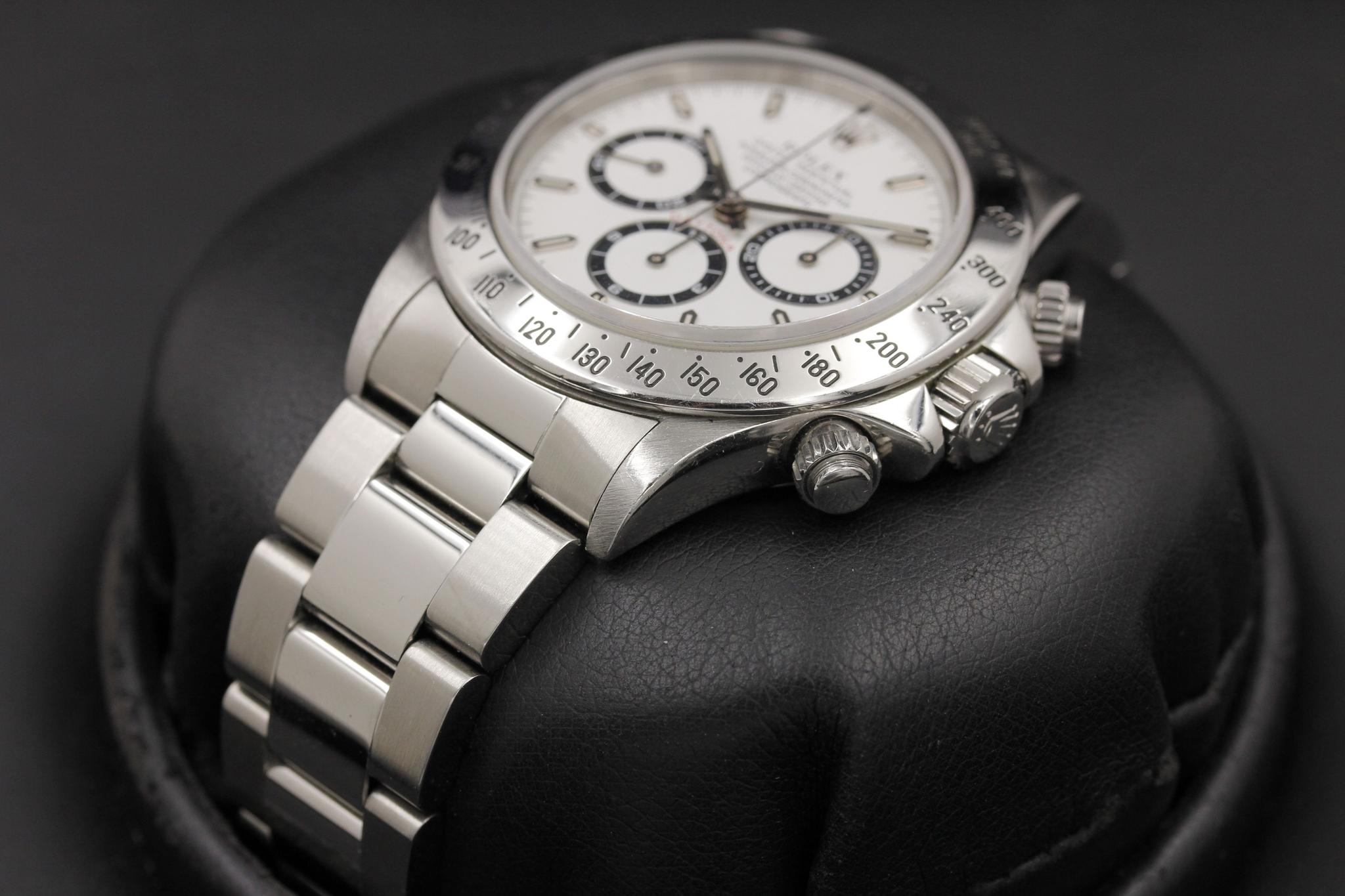Watch Image 3