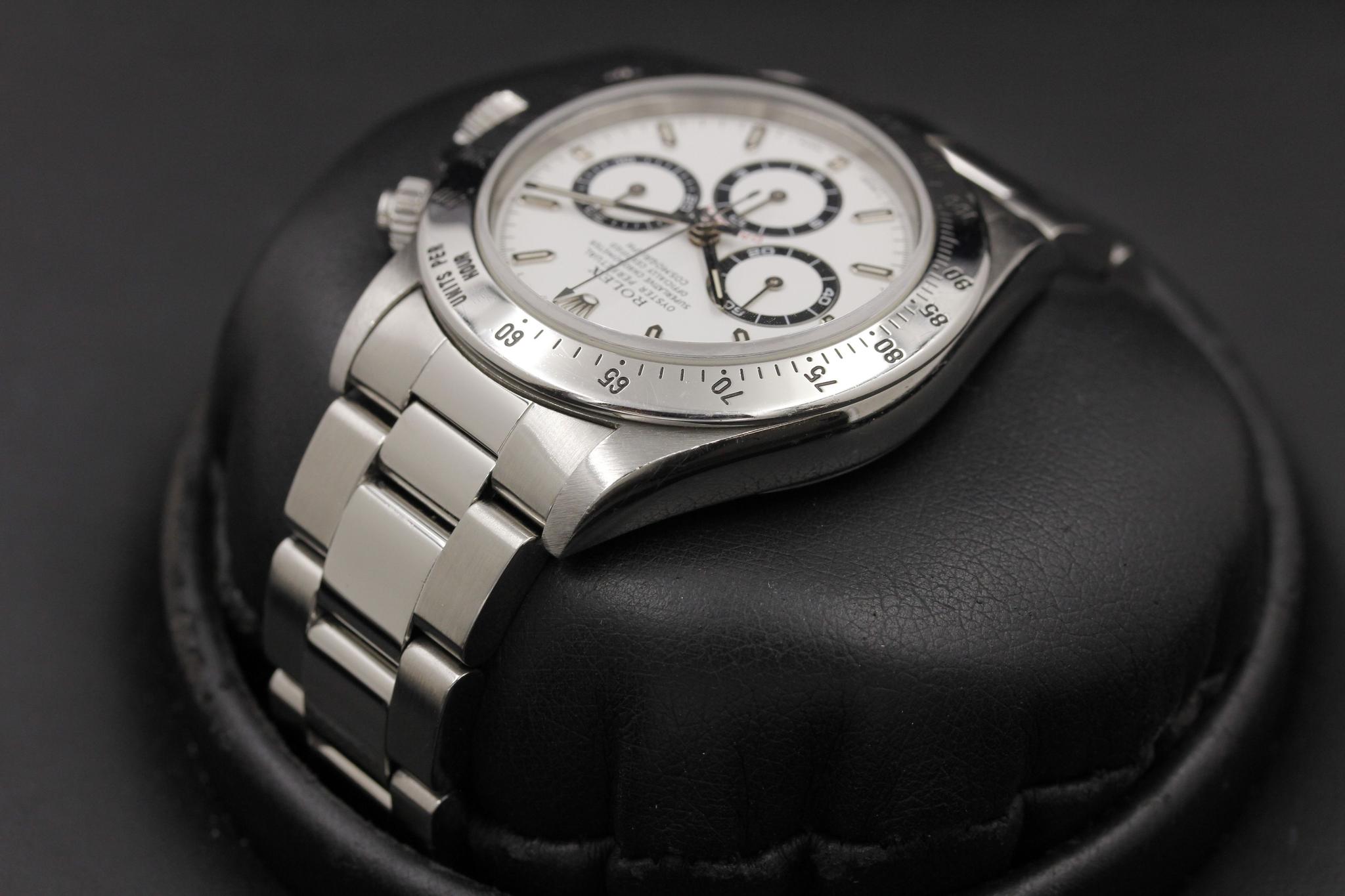 Watch Image 6