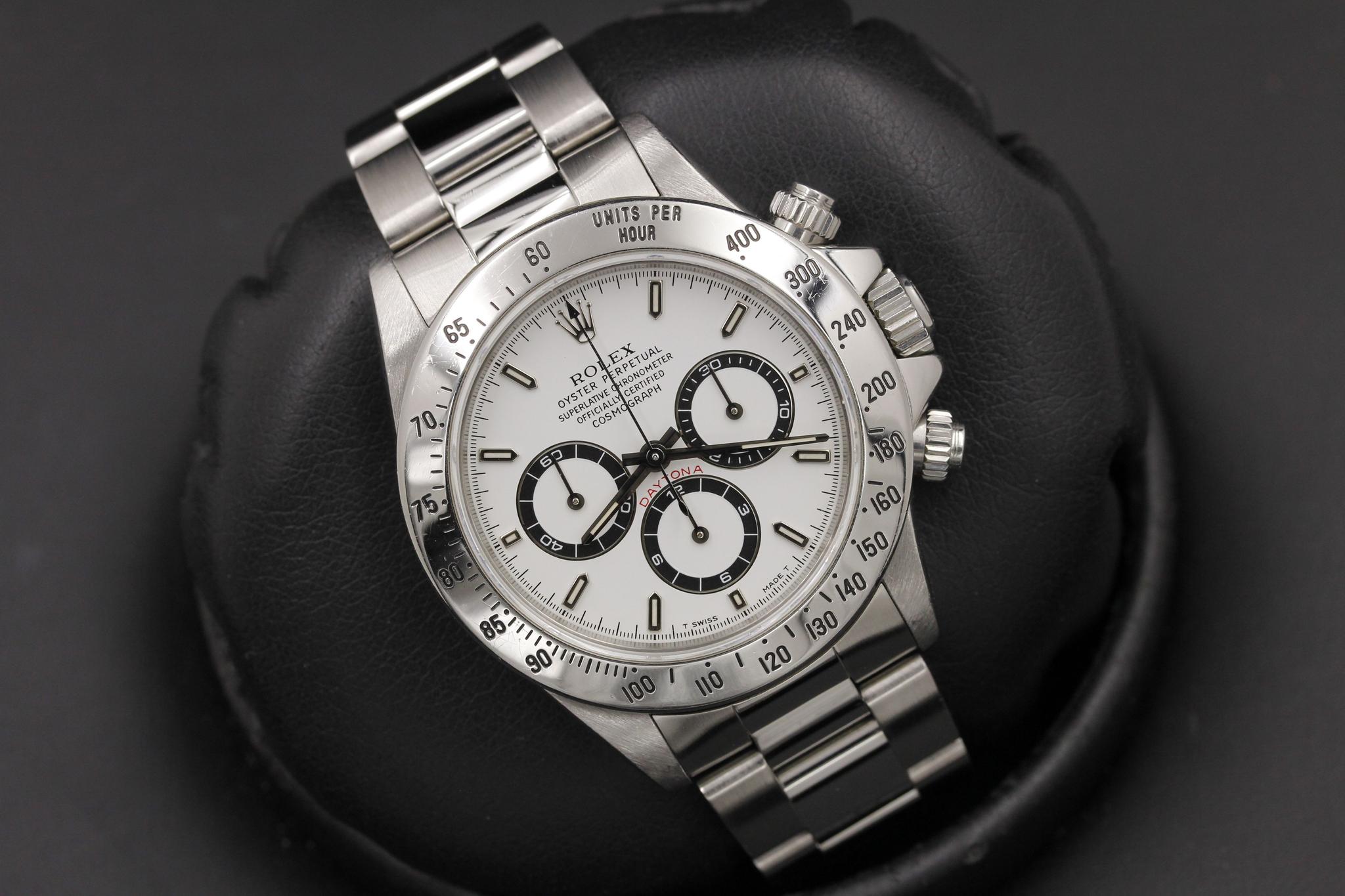 Watch Image 14