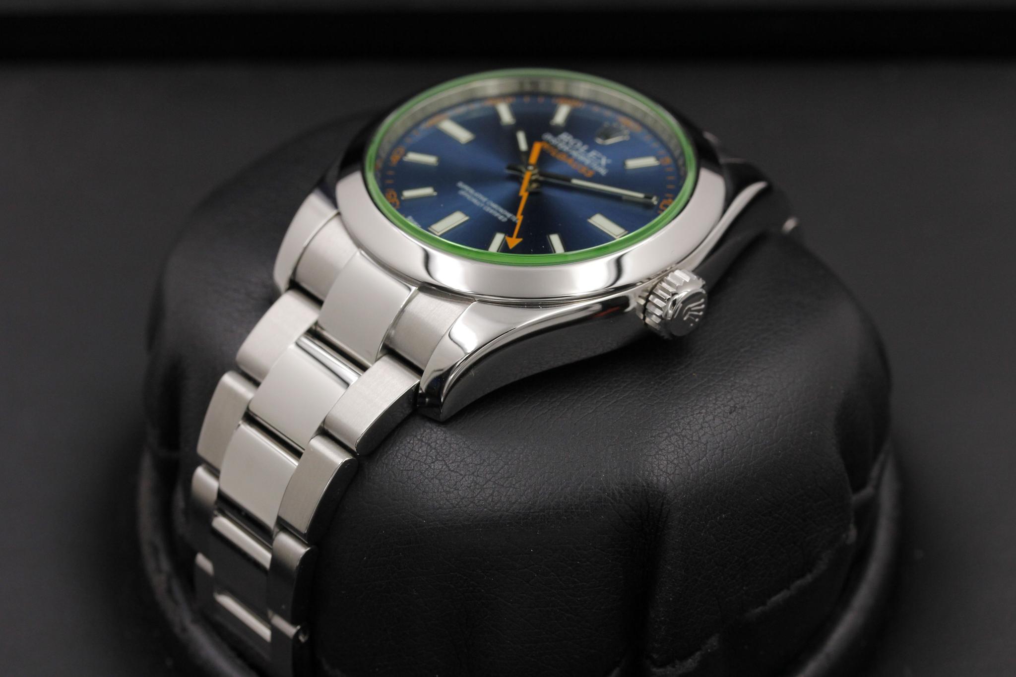 Watch Image 2