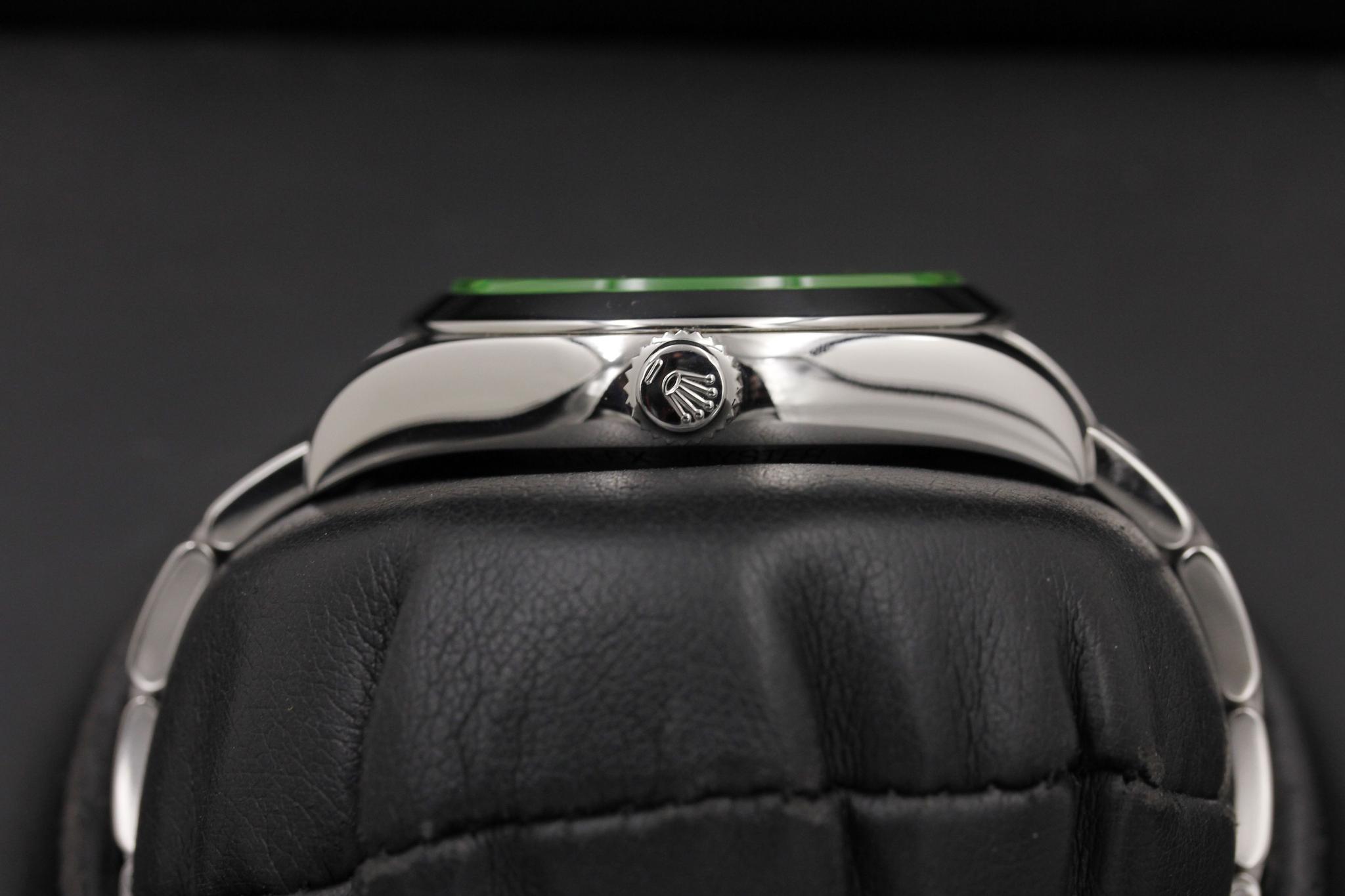 Watch Image 3
