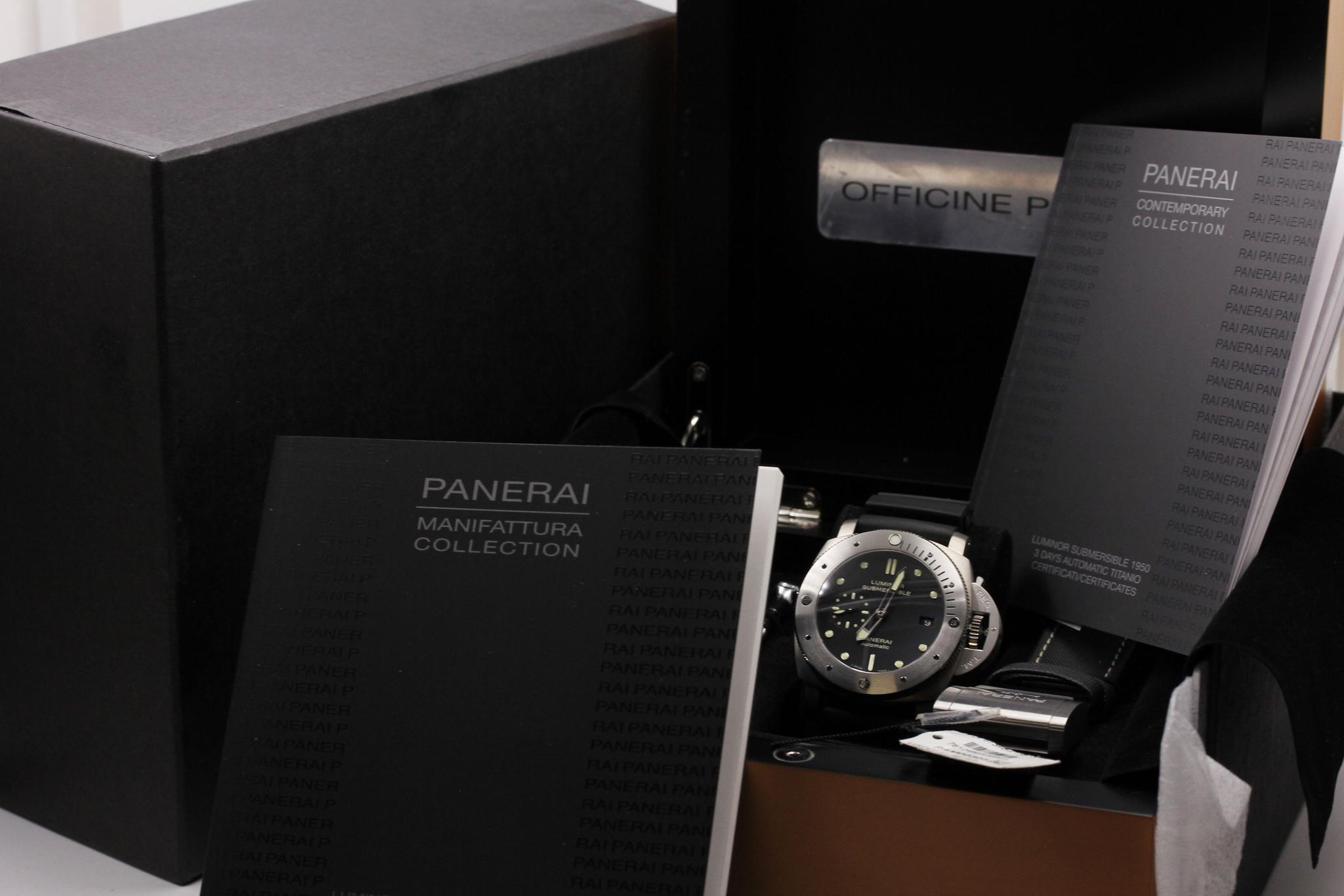 Watch Image 12