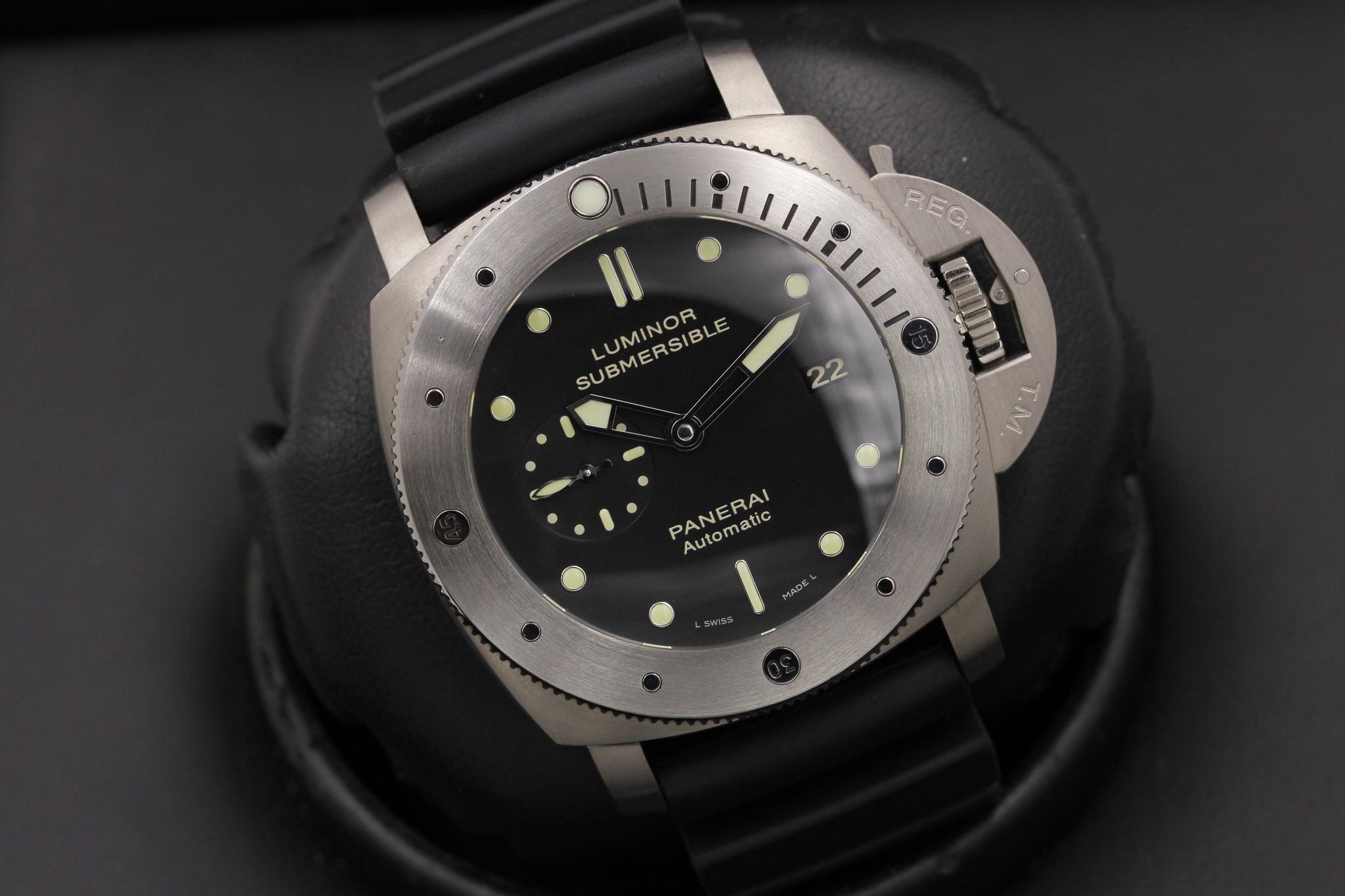 Watch Image 8