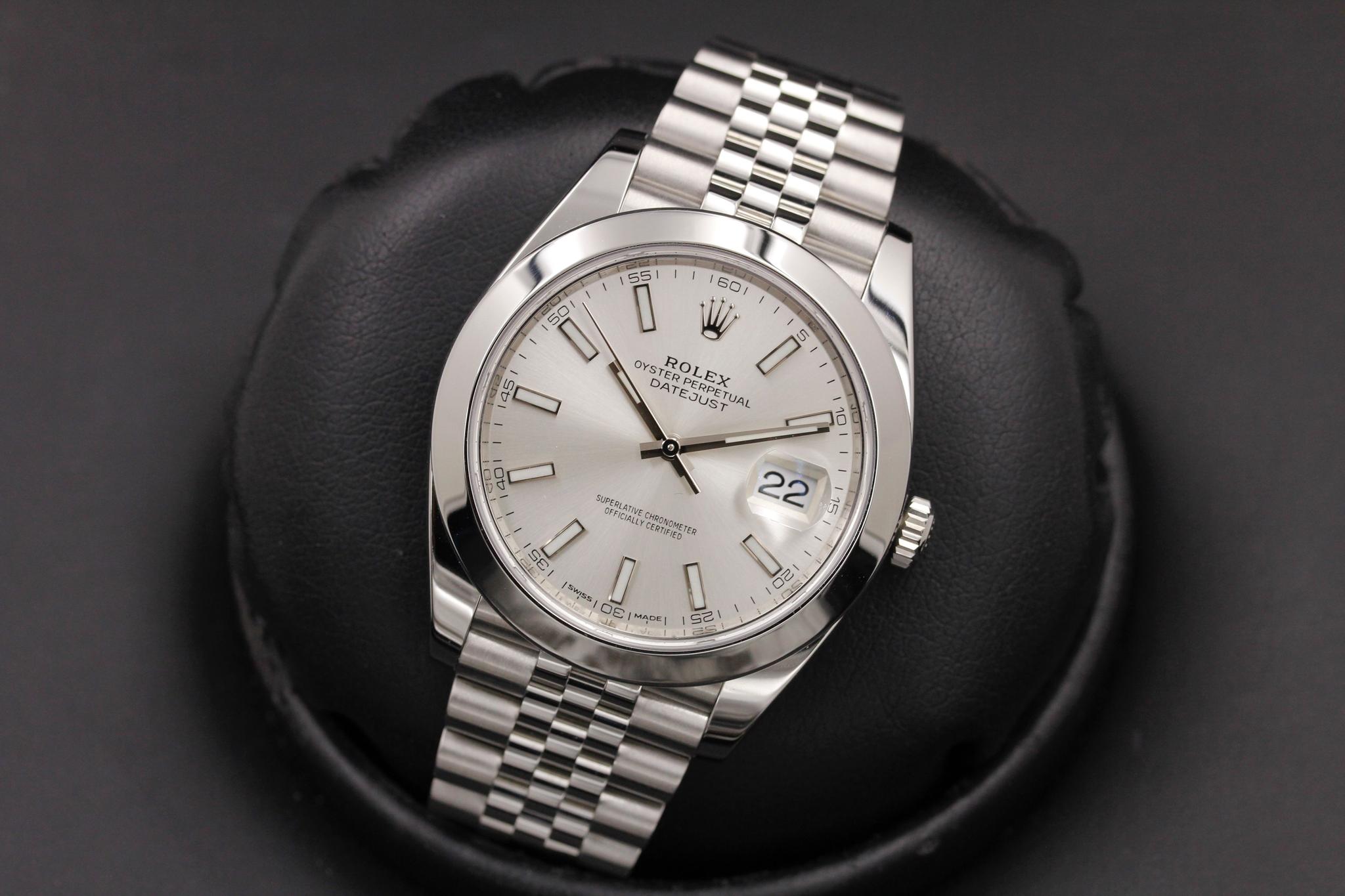 Watch Image 9