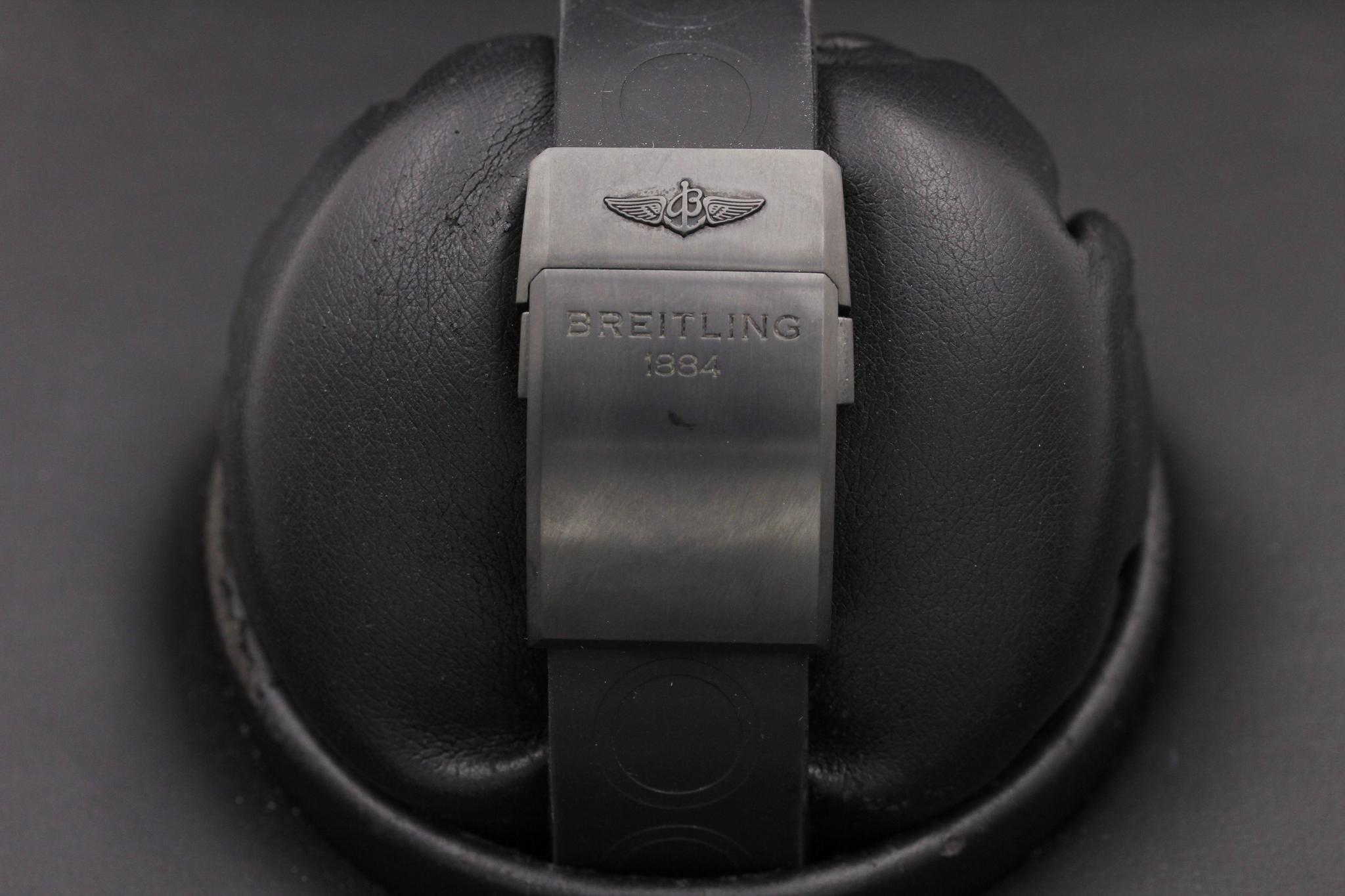 Watch Image 7
