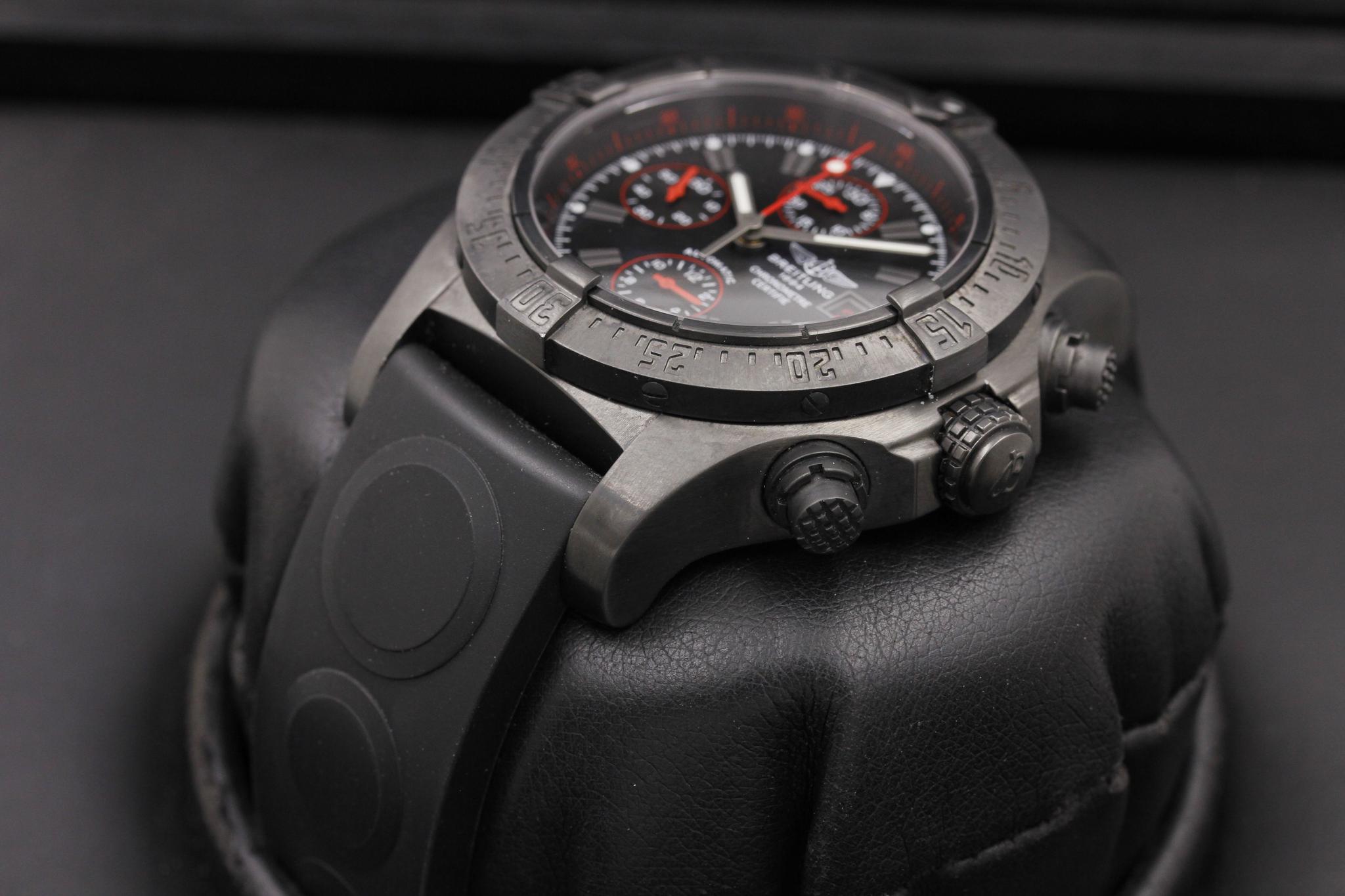 Watch Image 4