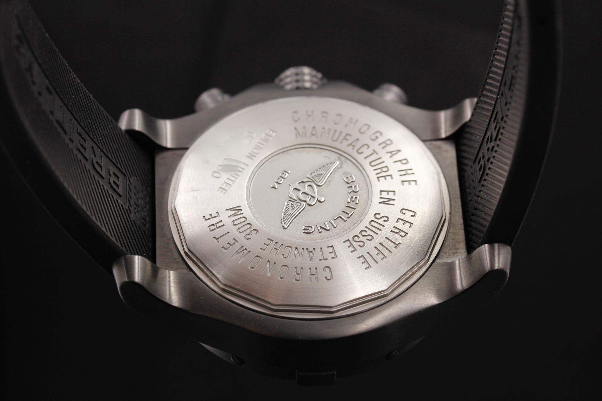 Watch Image 10
