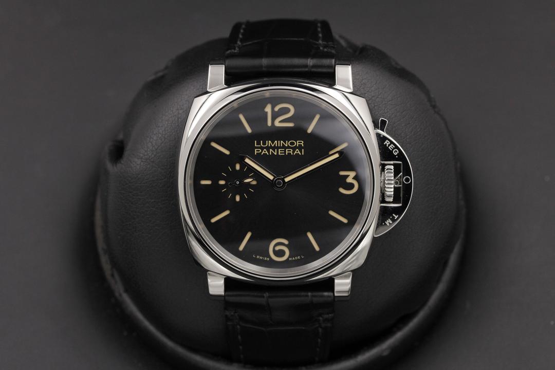 Panerai Luminor Due Pam 676