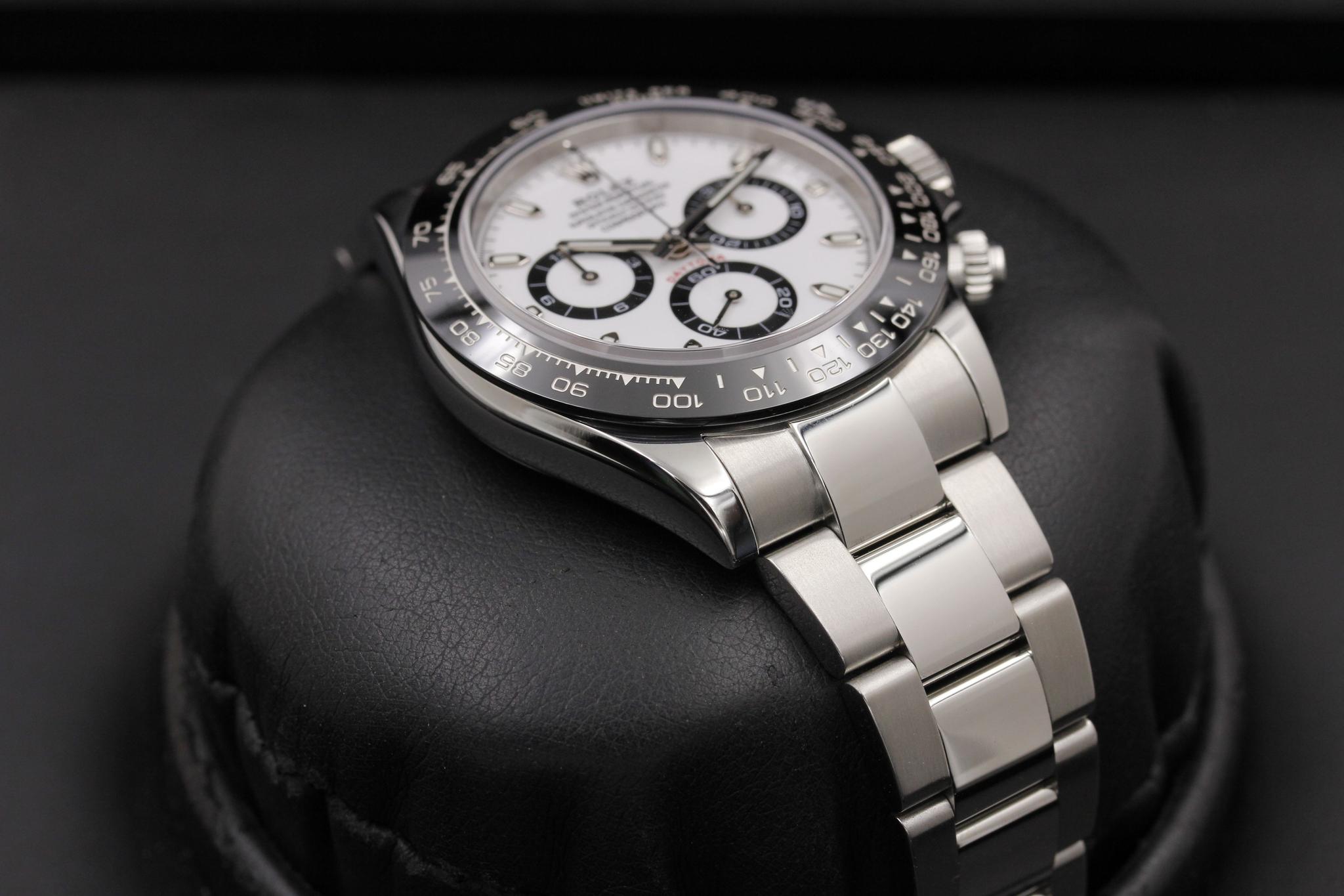 Watch Image 6