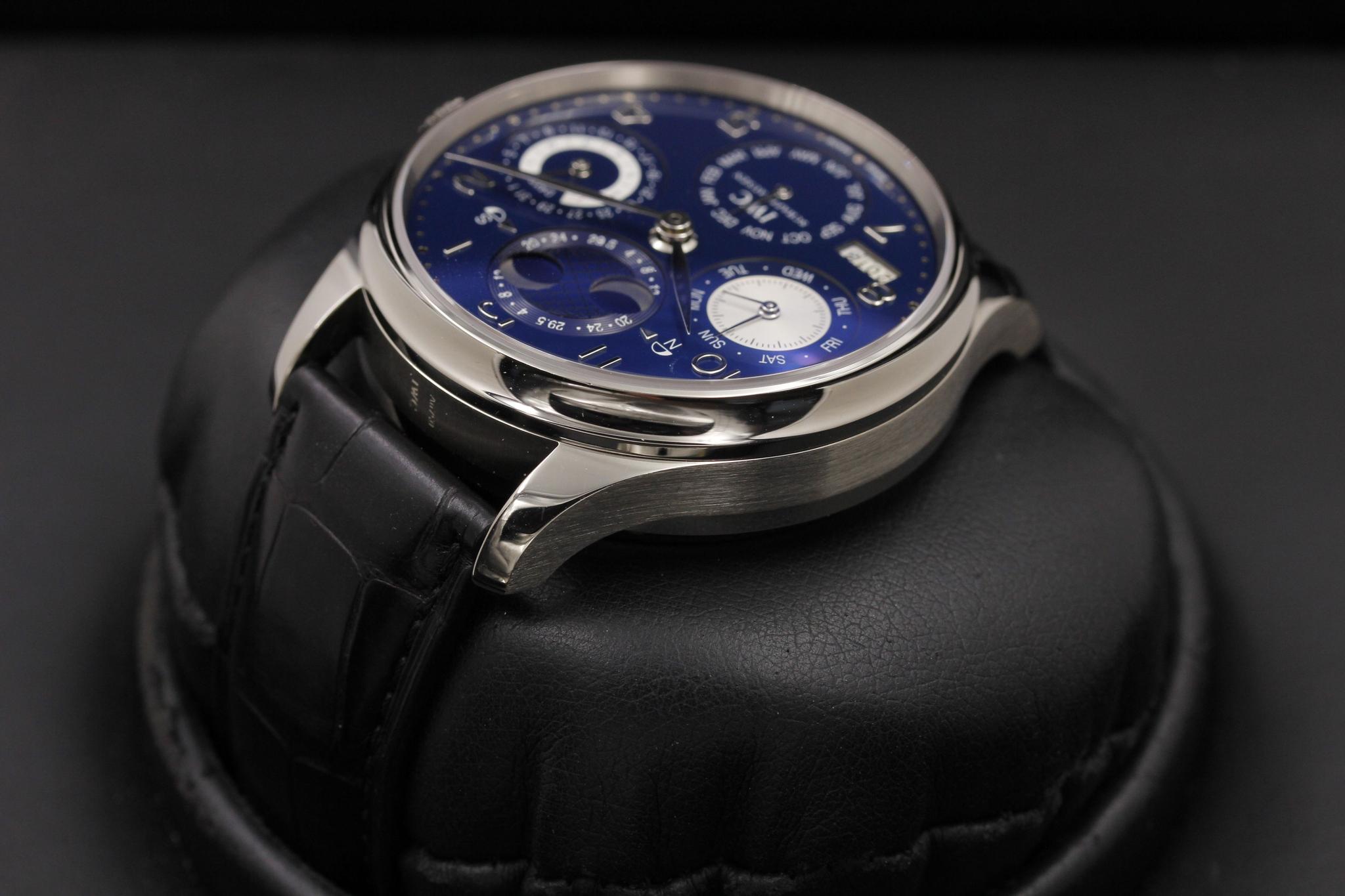 Watch Image 6