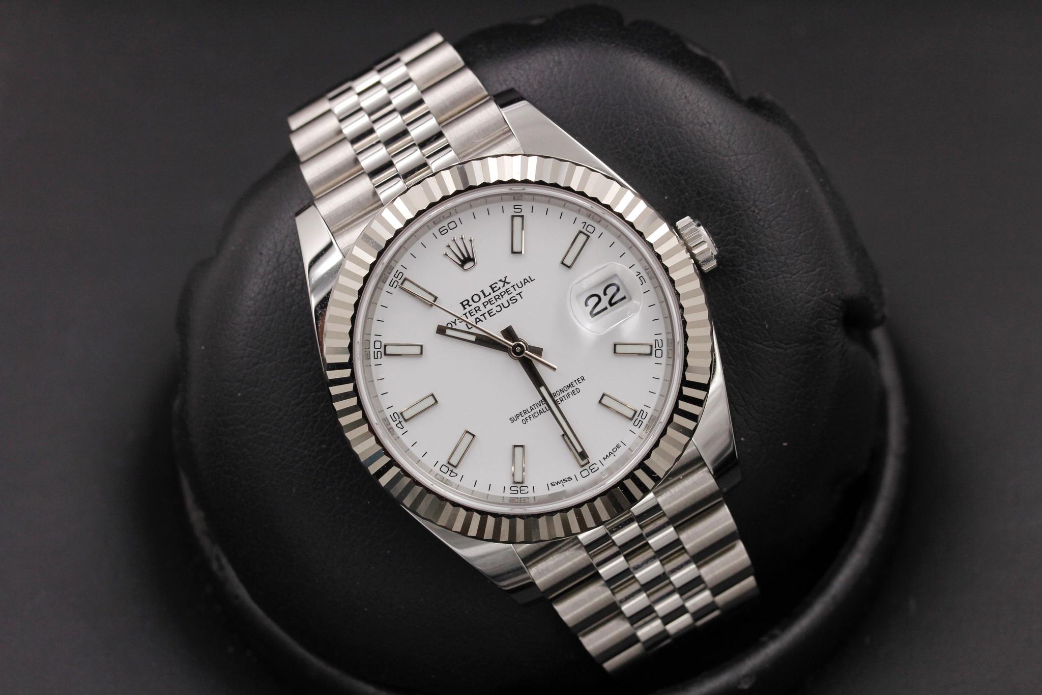 Watch Image 8