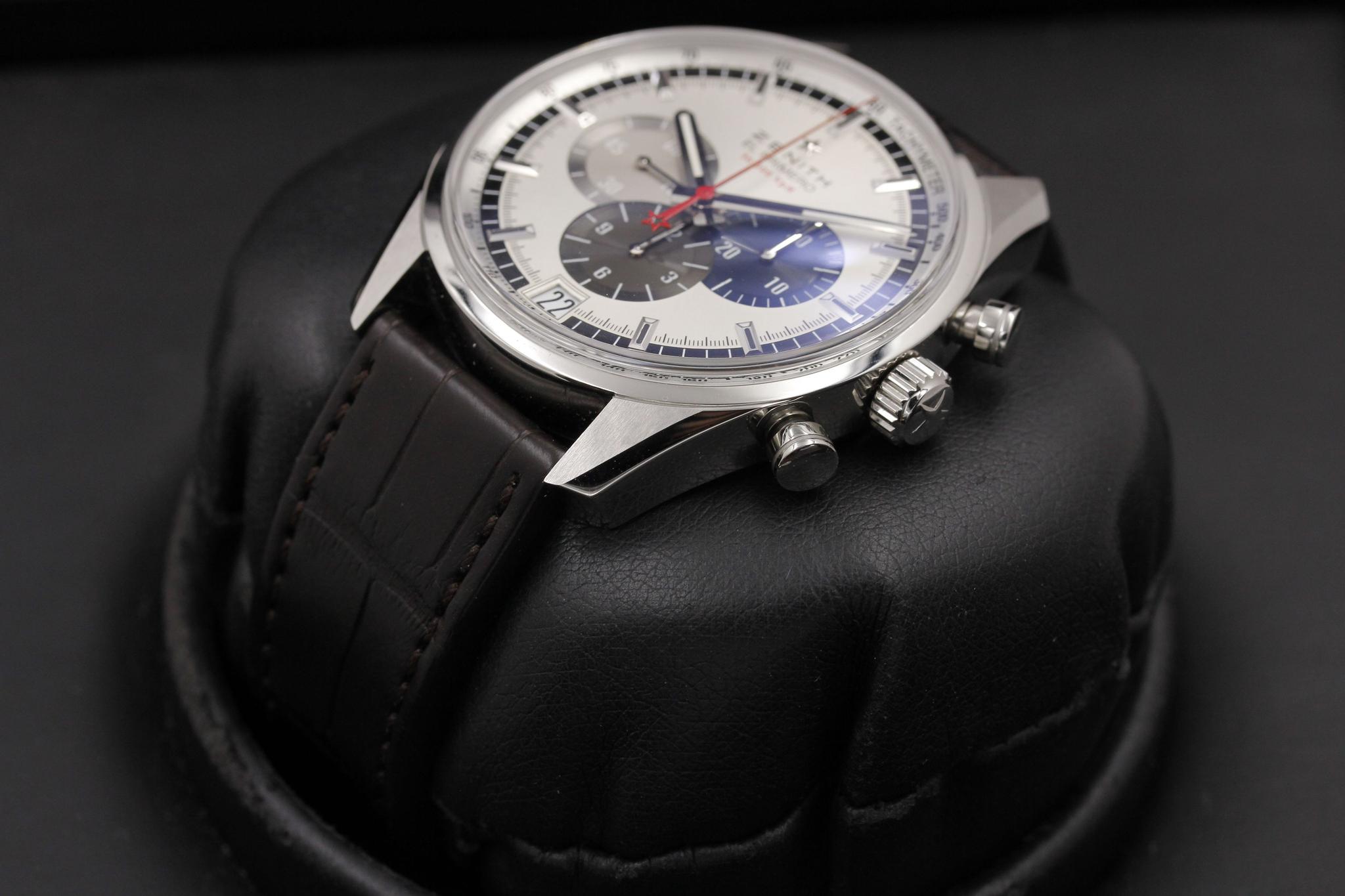 Watch Image 4