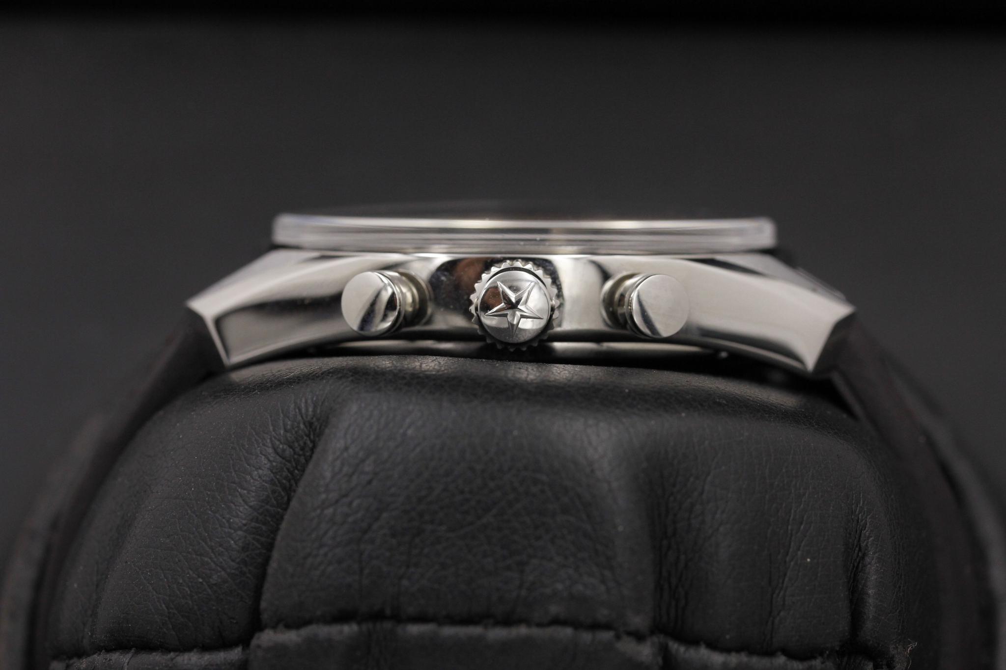 Watch Image 3