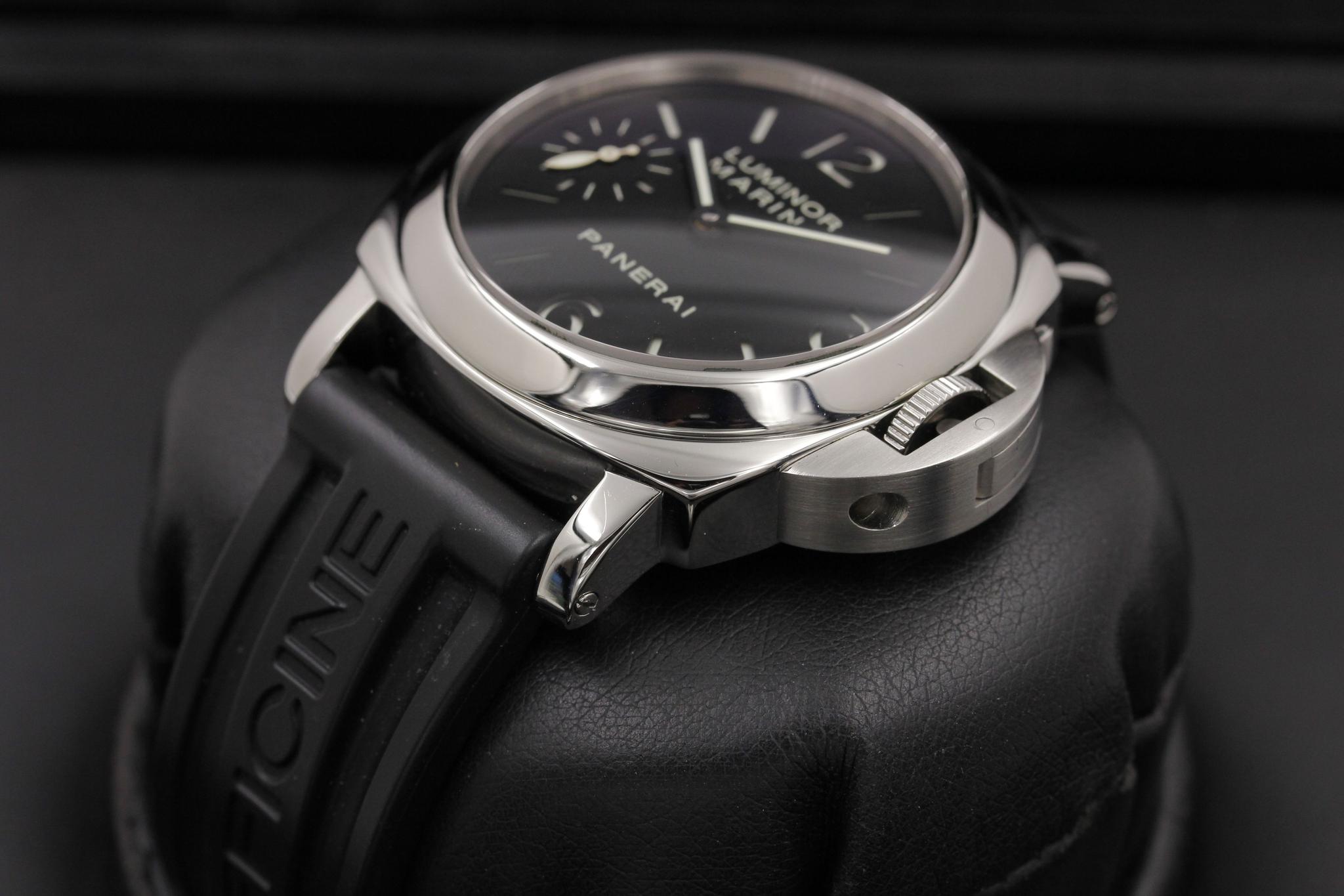 Watch Image 2
