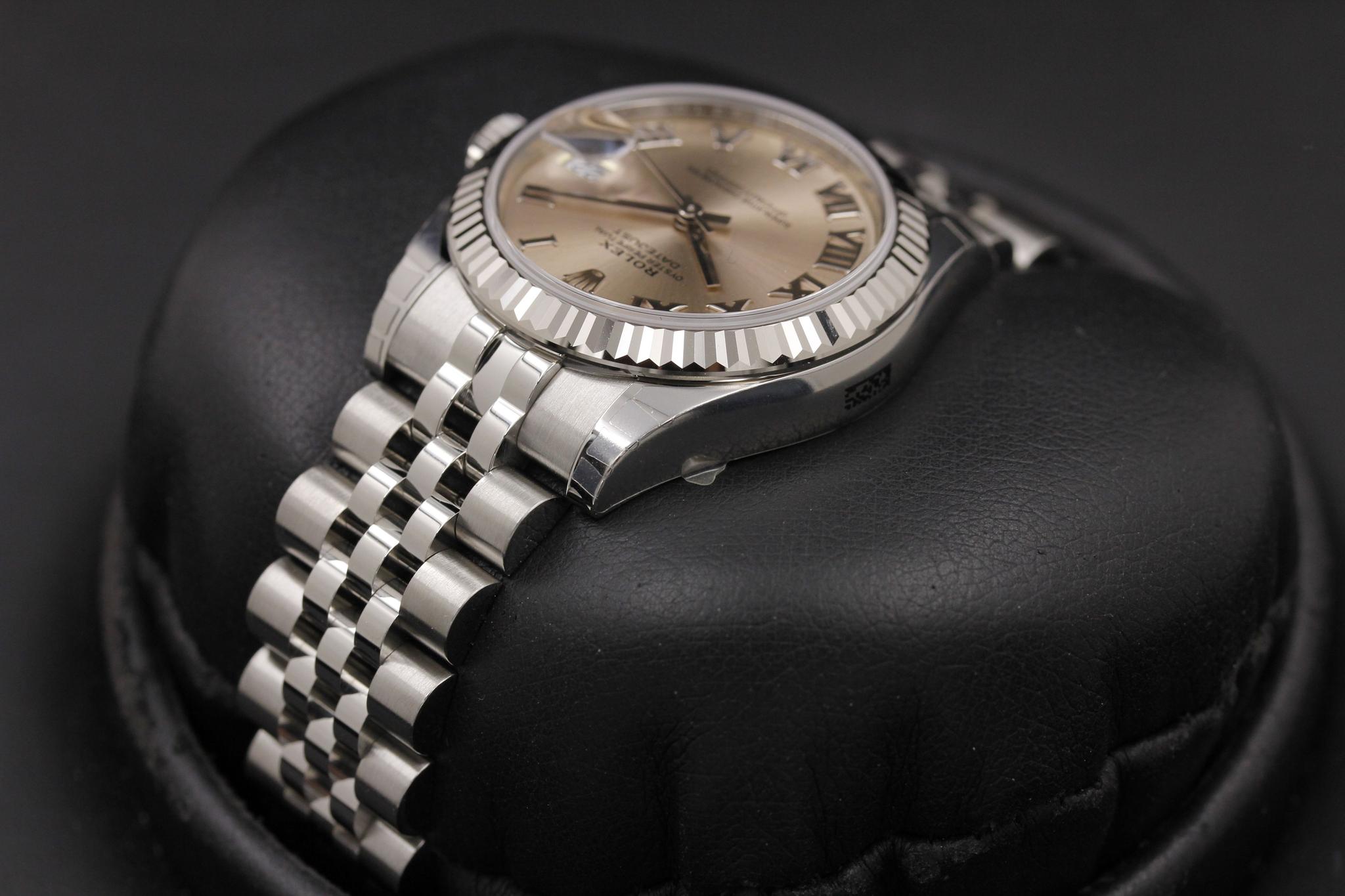Watch Image 5