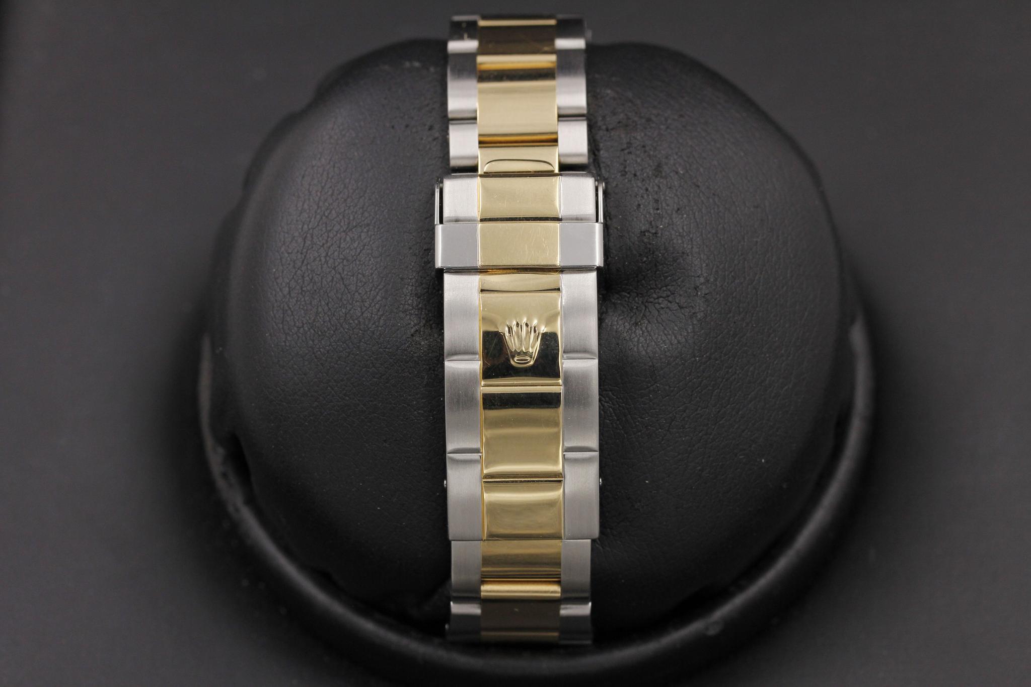 Watch Image 7