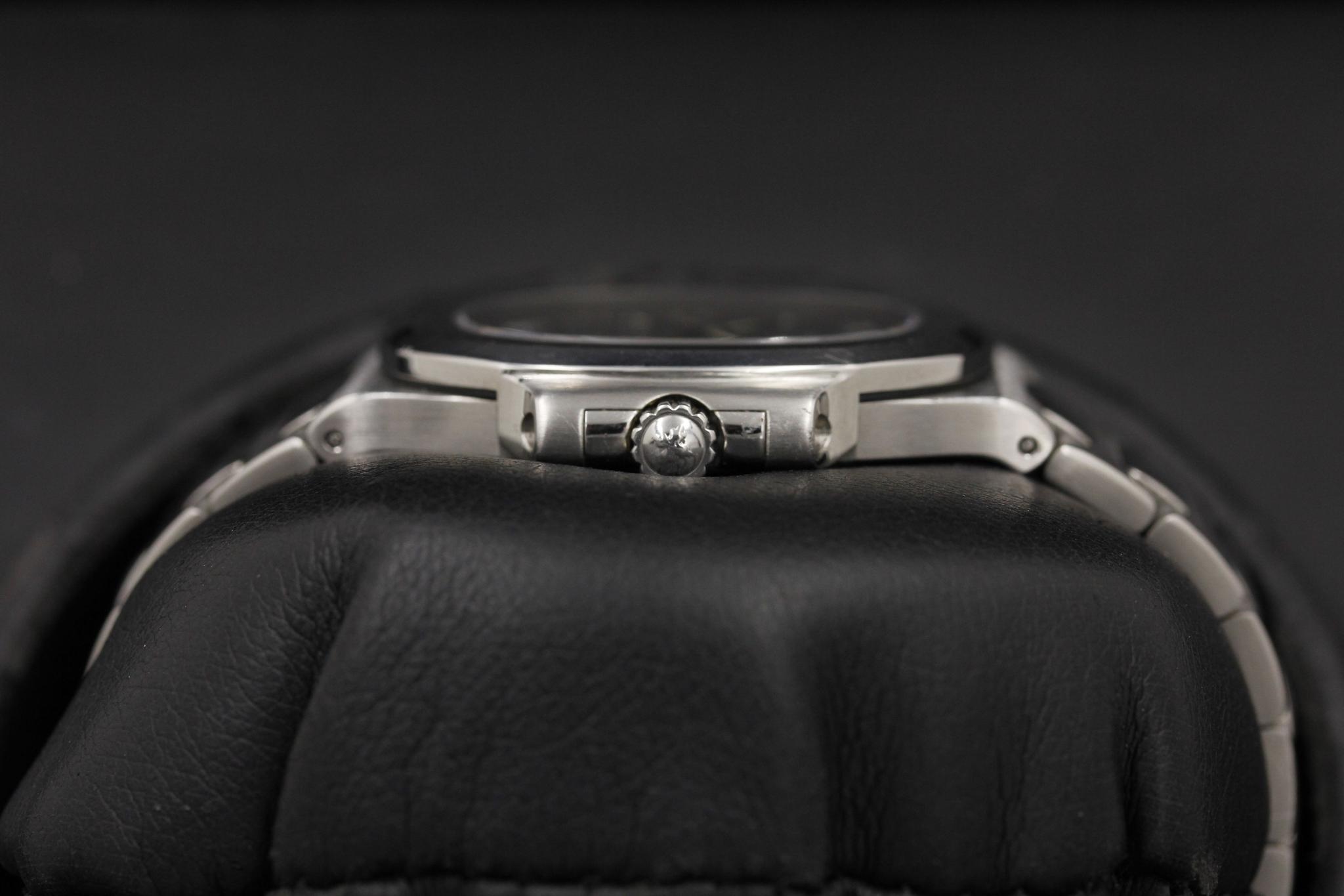 Watch Image 3